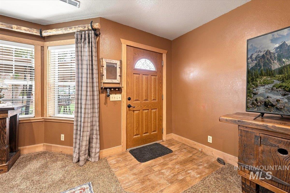 28725 Hwy 30 Property Photo 21