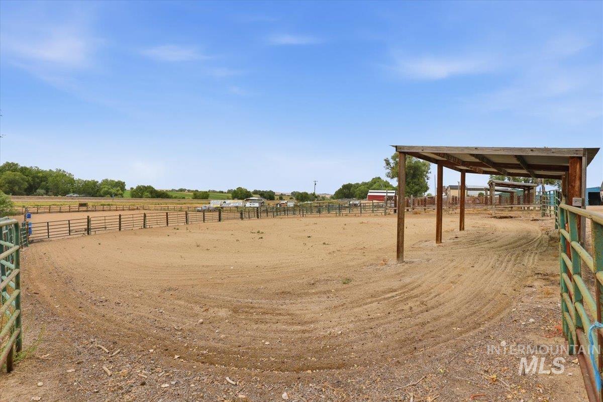28725 Hwy 30 Property Photo 44