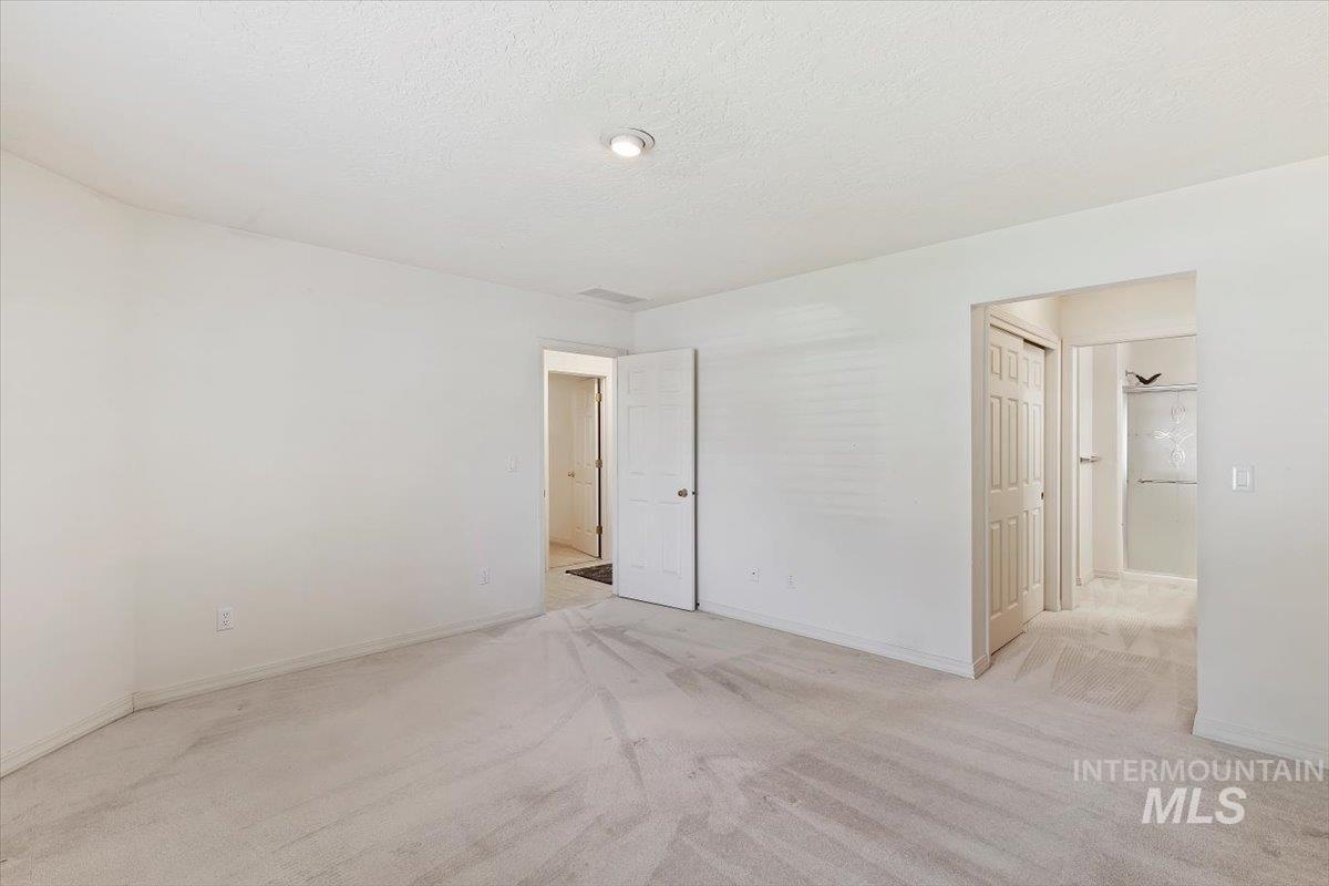 2056 N 28th Property Photo 15