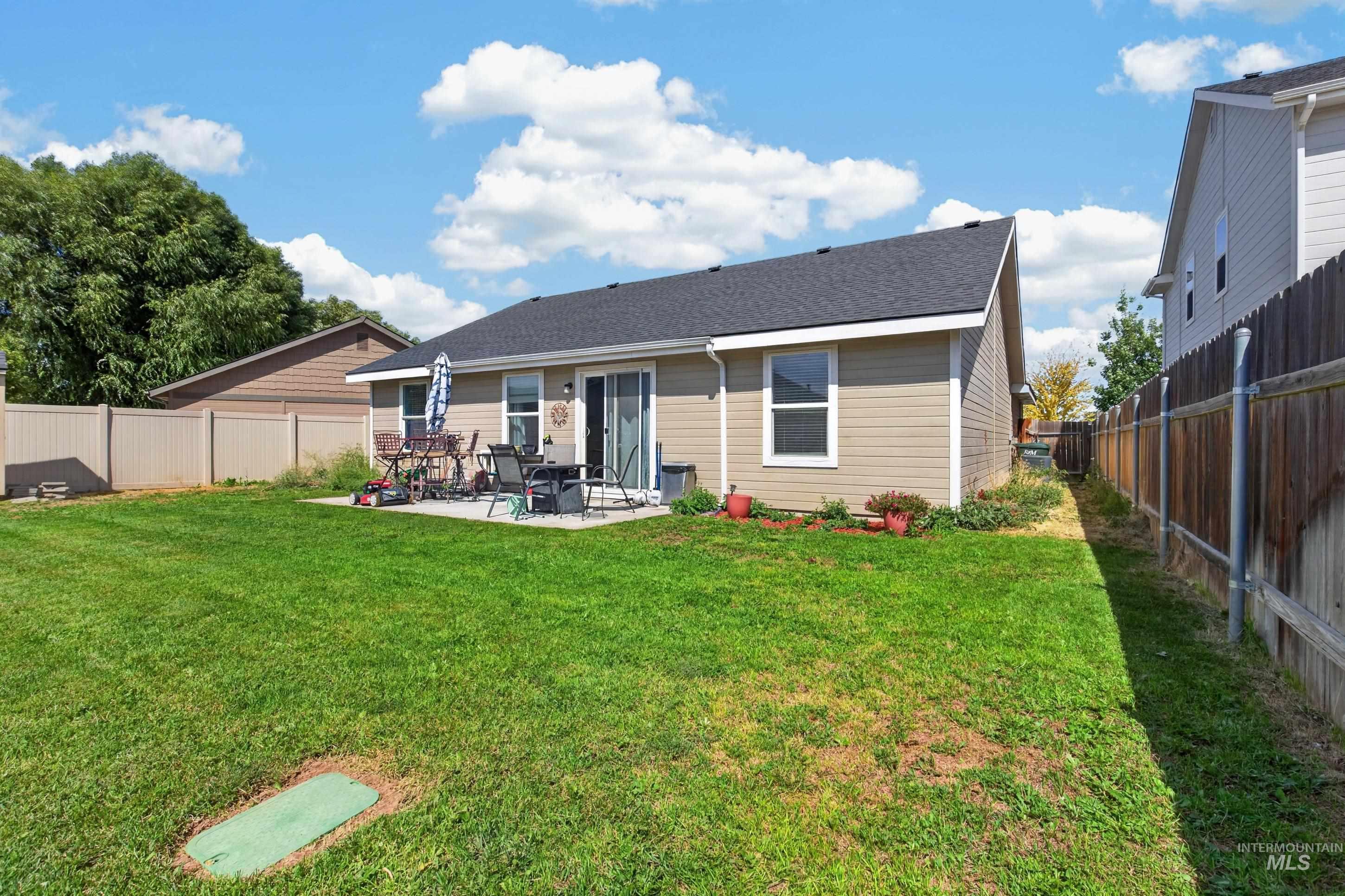 877 E Shady Ridge Dr Property Photo 26