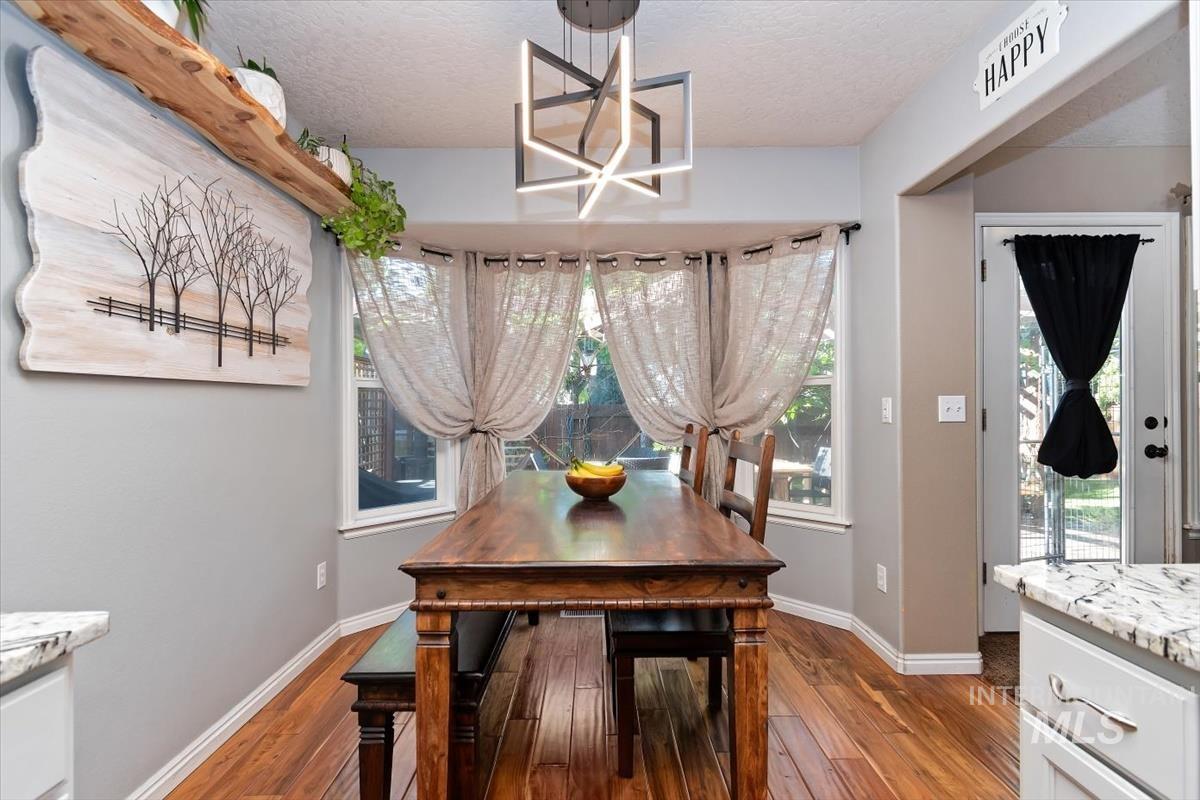 7519 Edgebrook Property Photo 10