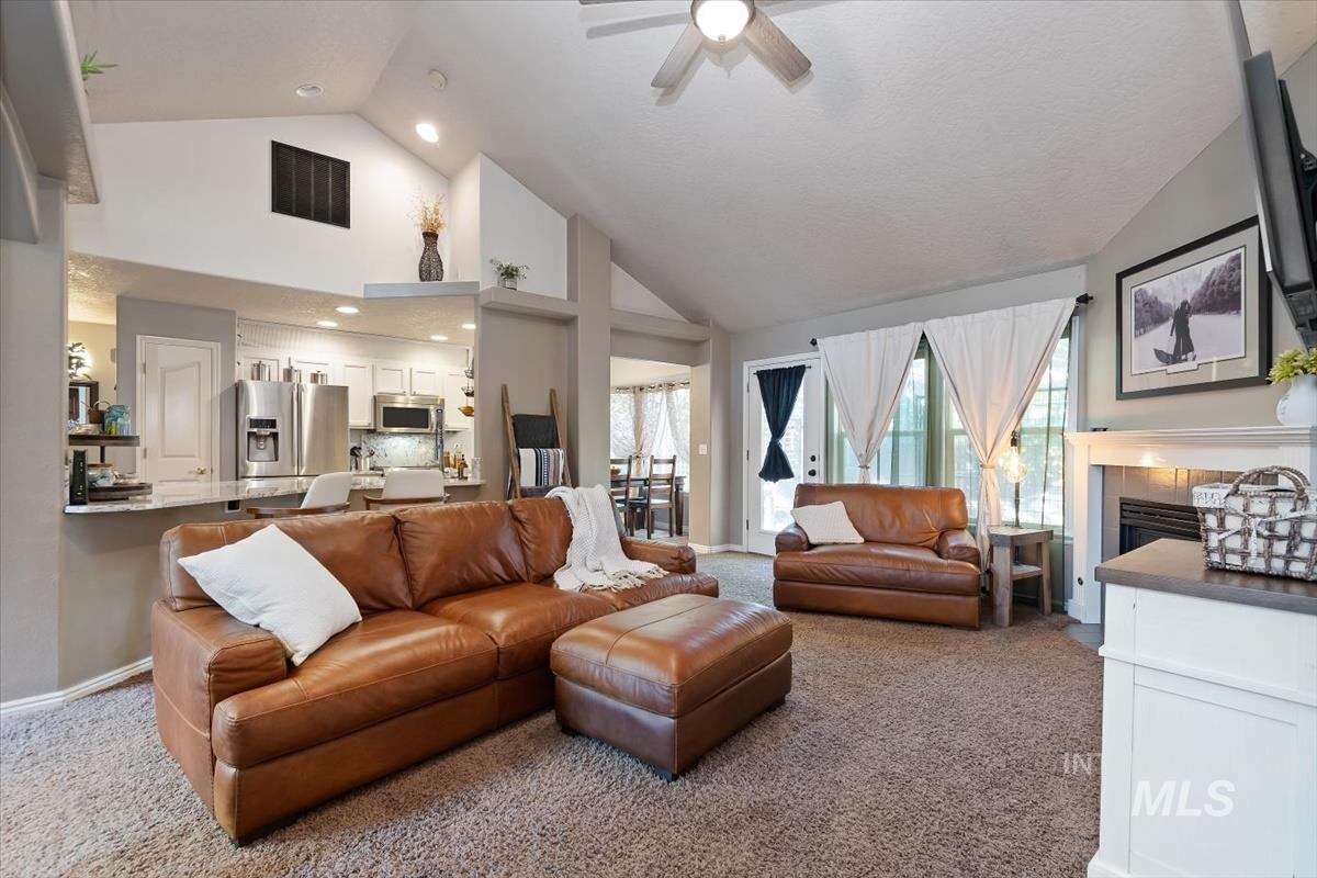 7519 Edgebrook Property Photo 14
