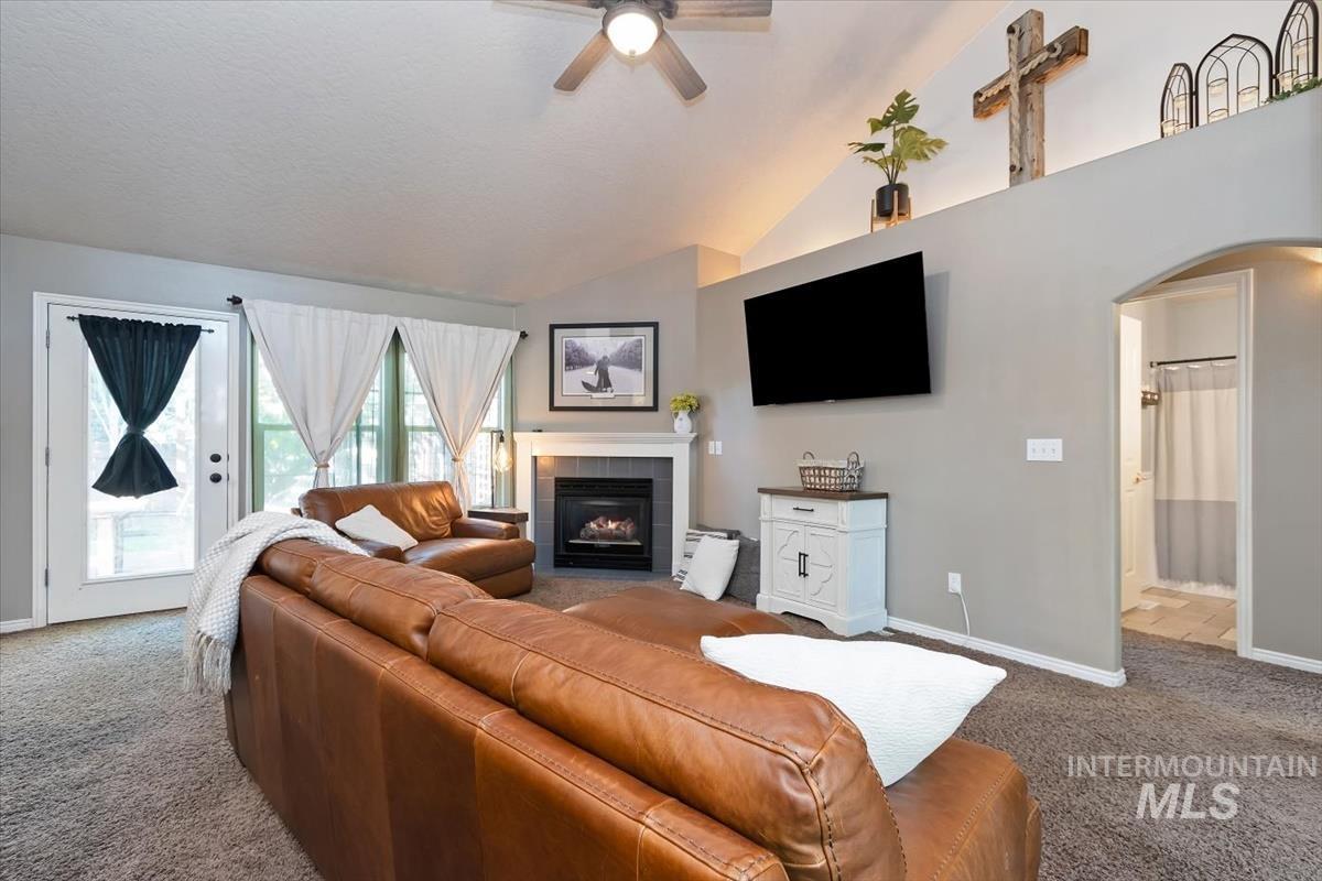 7519 Edgebrook Property Photo 15