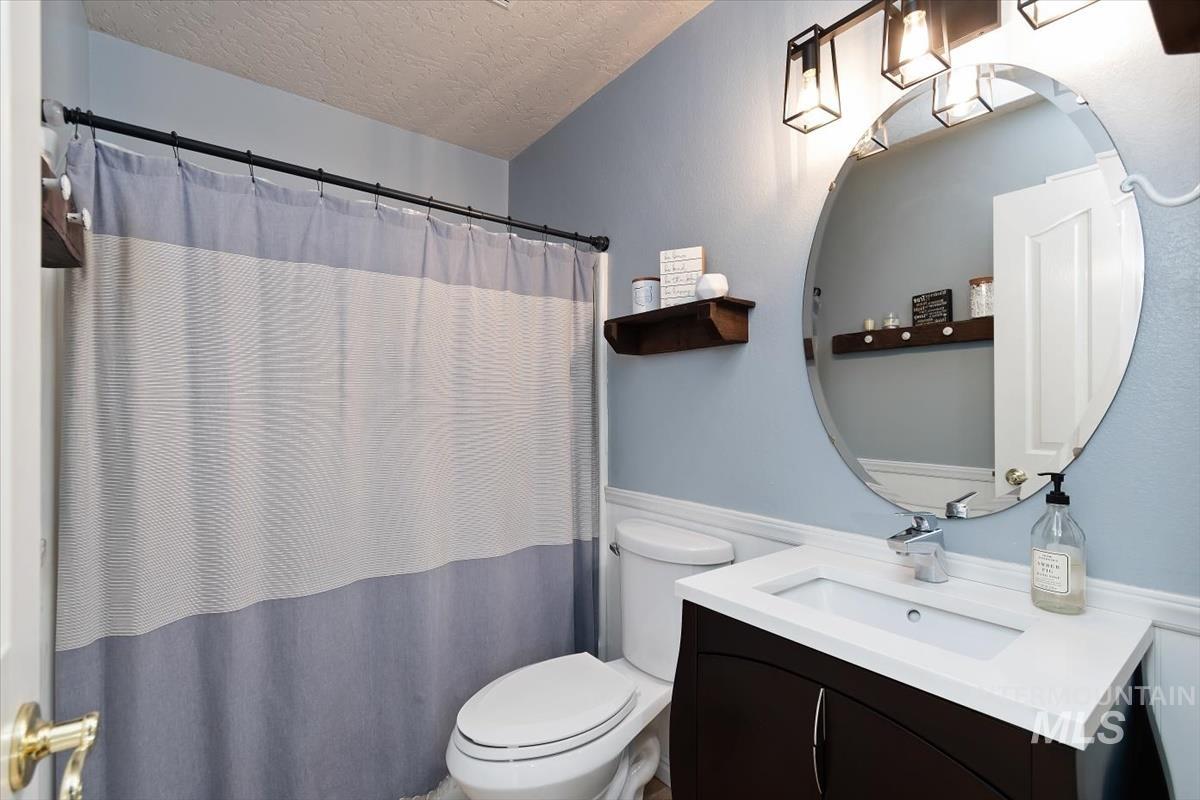 7519 Edgebrook Property Photo 32