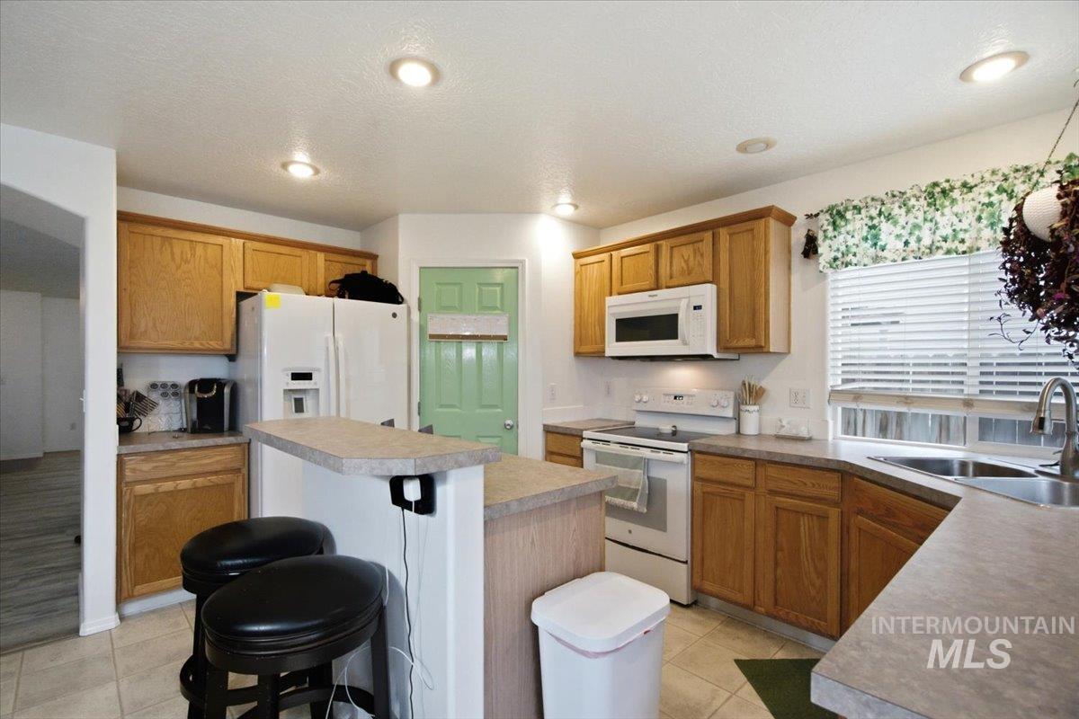 1975 W Ridge Pointe Ave, Property Photo 18