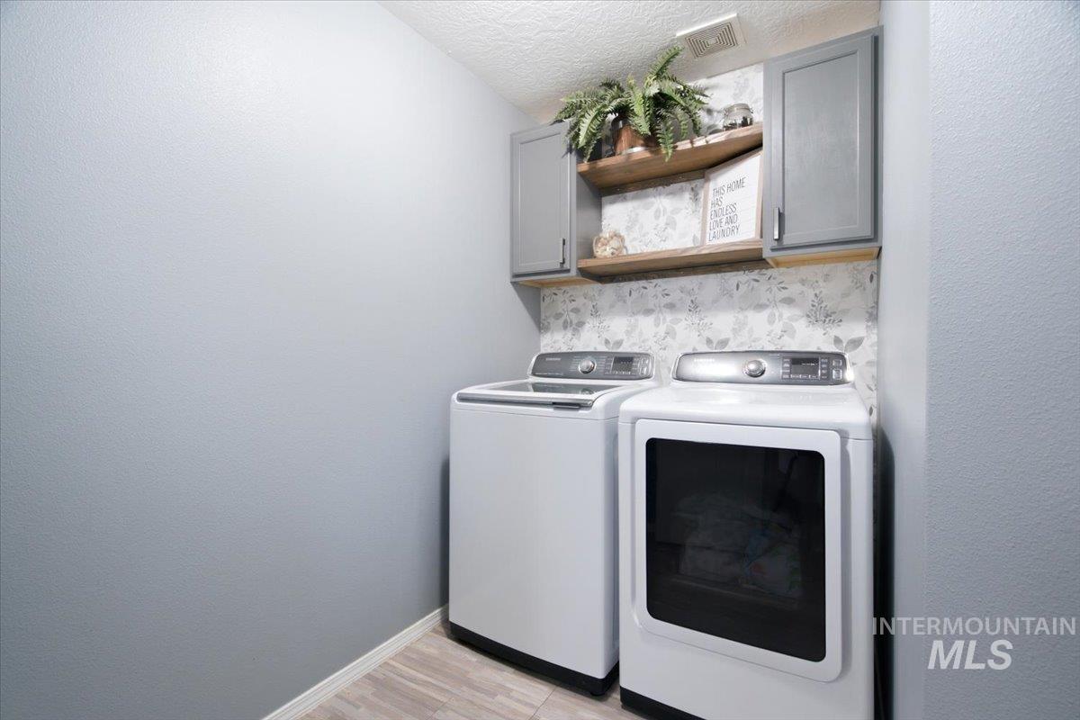 1975 W Ridge Pointe Ave, Property Photo 32