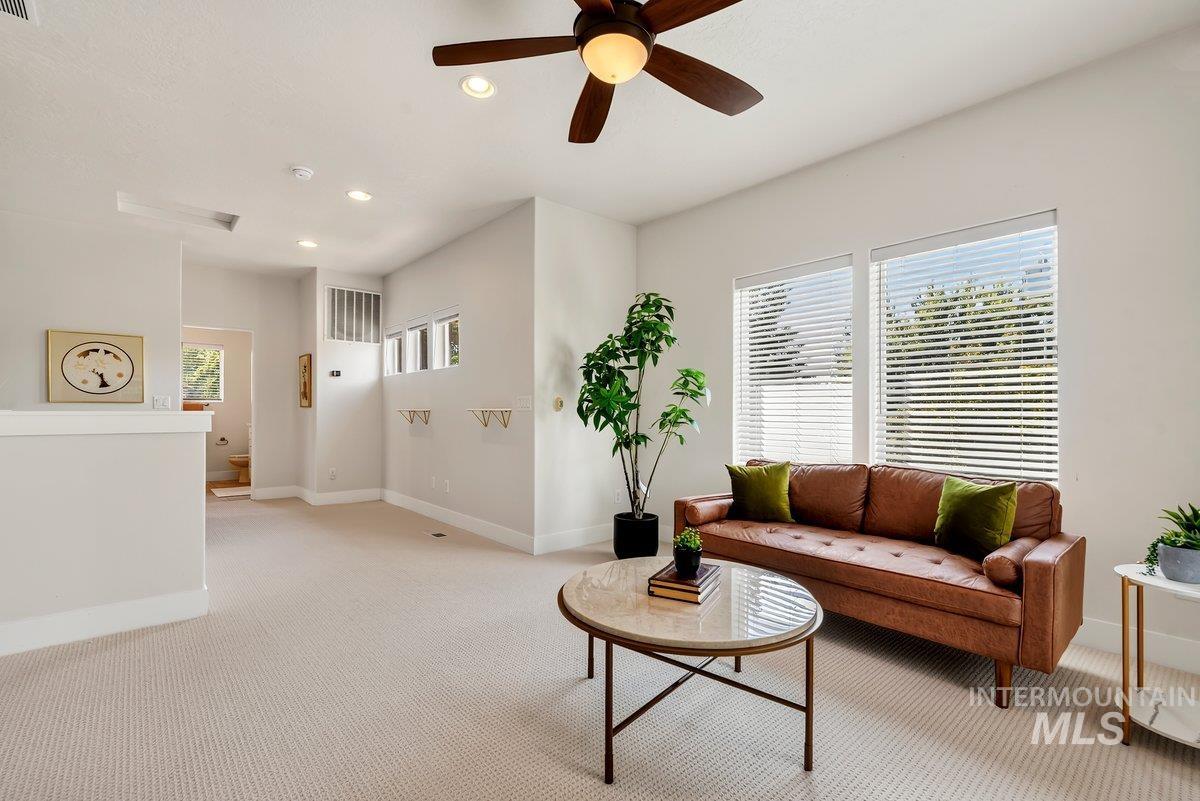1208 E Spinnaker Lane Property Photo 33