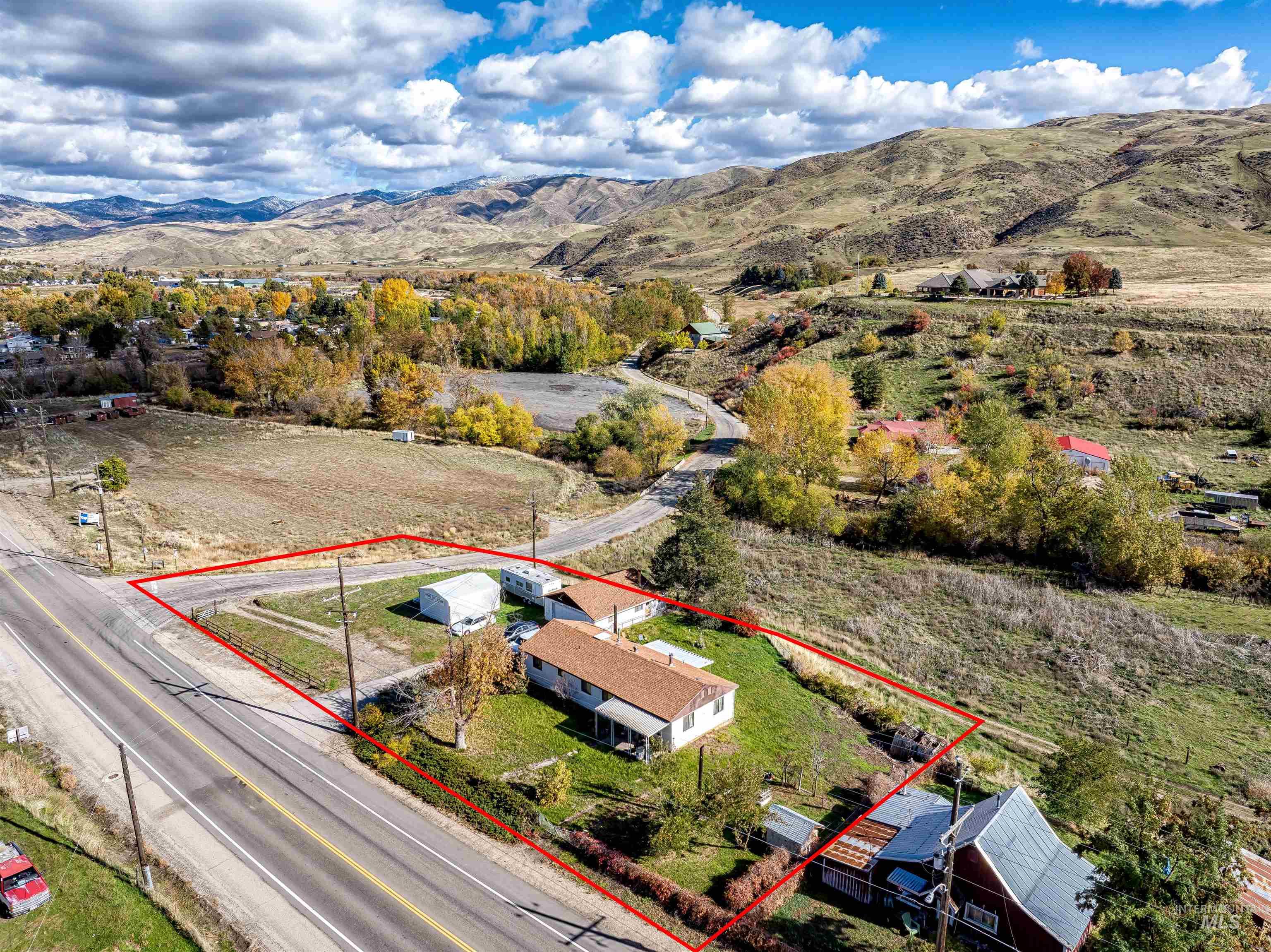 359 Highway 55 Property Photo 1