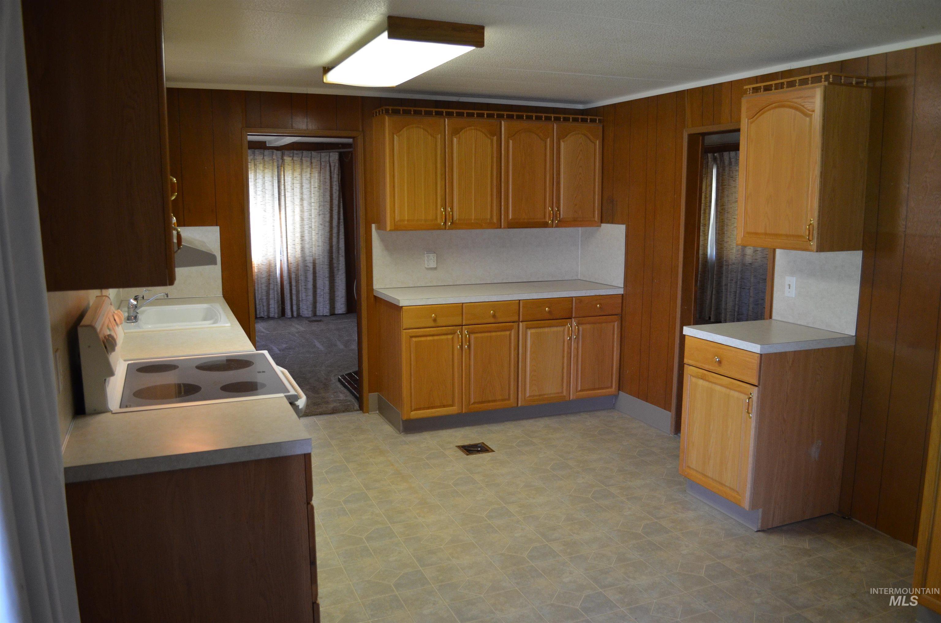 359 Highway 55 Property Photo 9