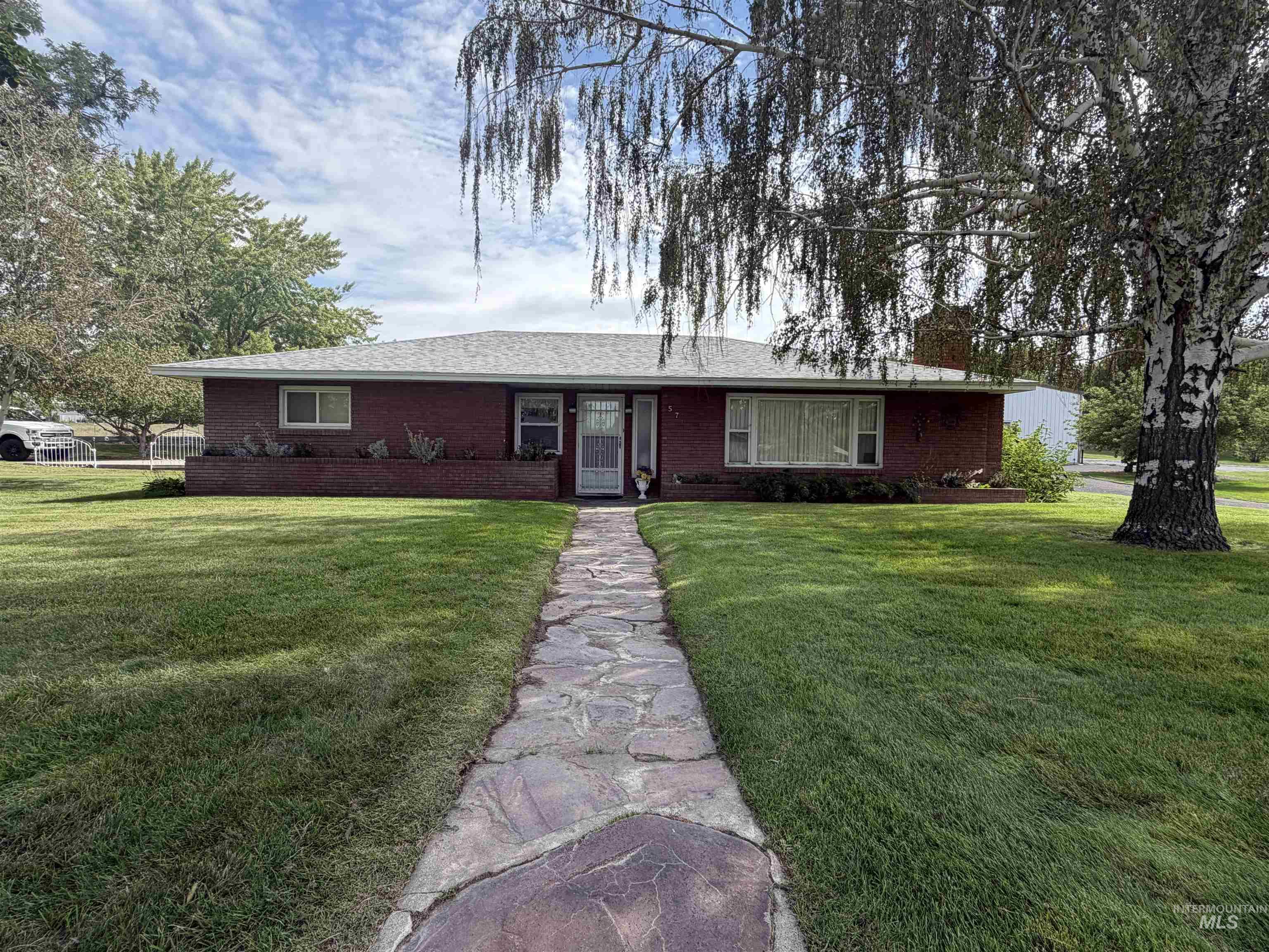 571 N 3rd. Ave. Property Photo 1
