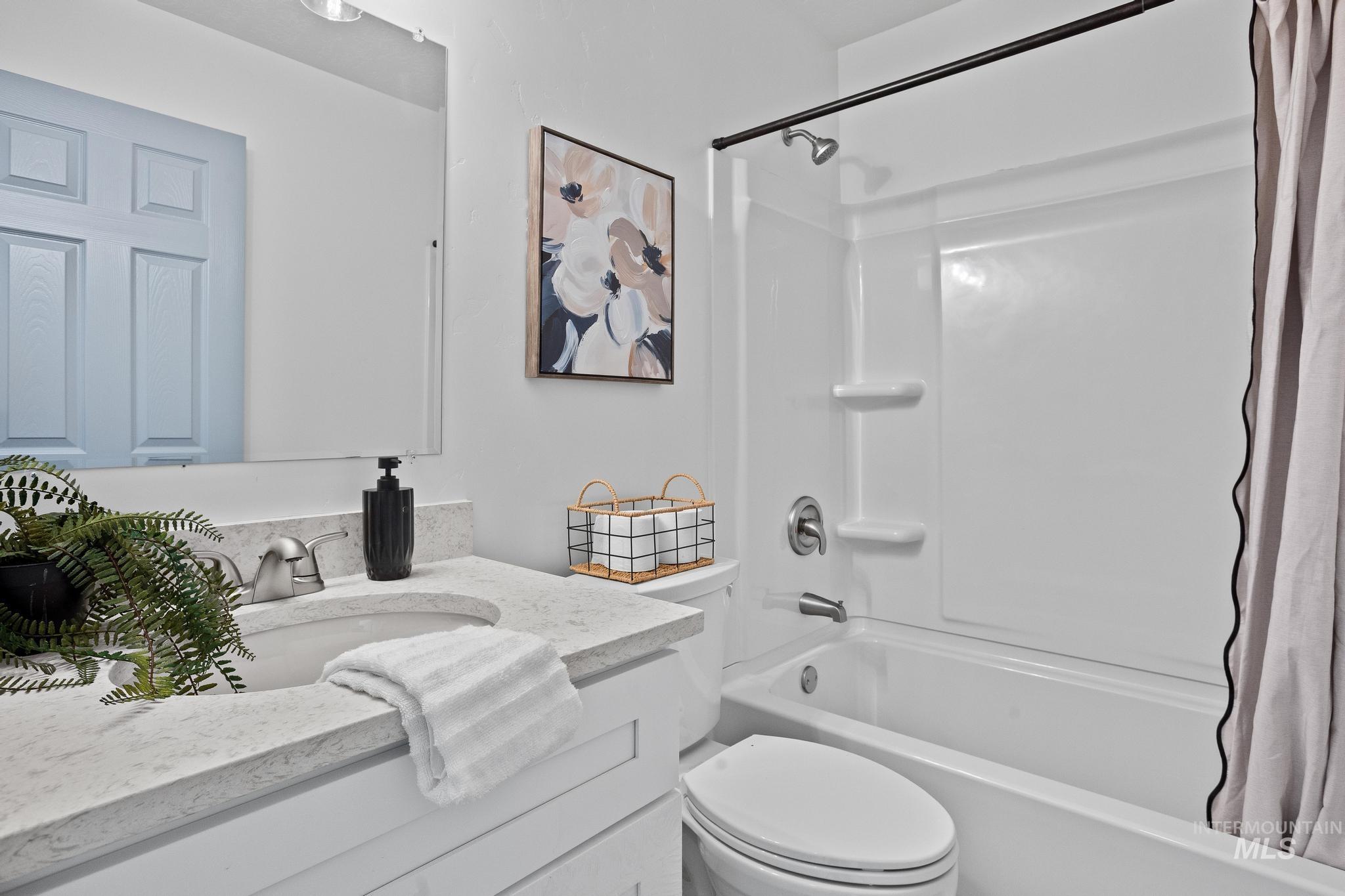 7801 E Mountain Oak Dr Property Photo 20