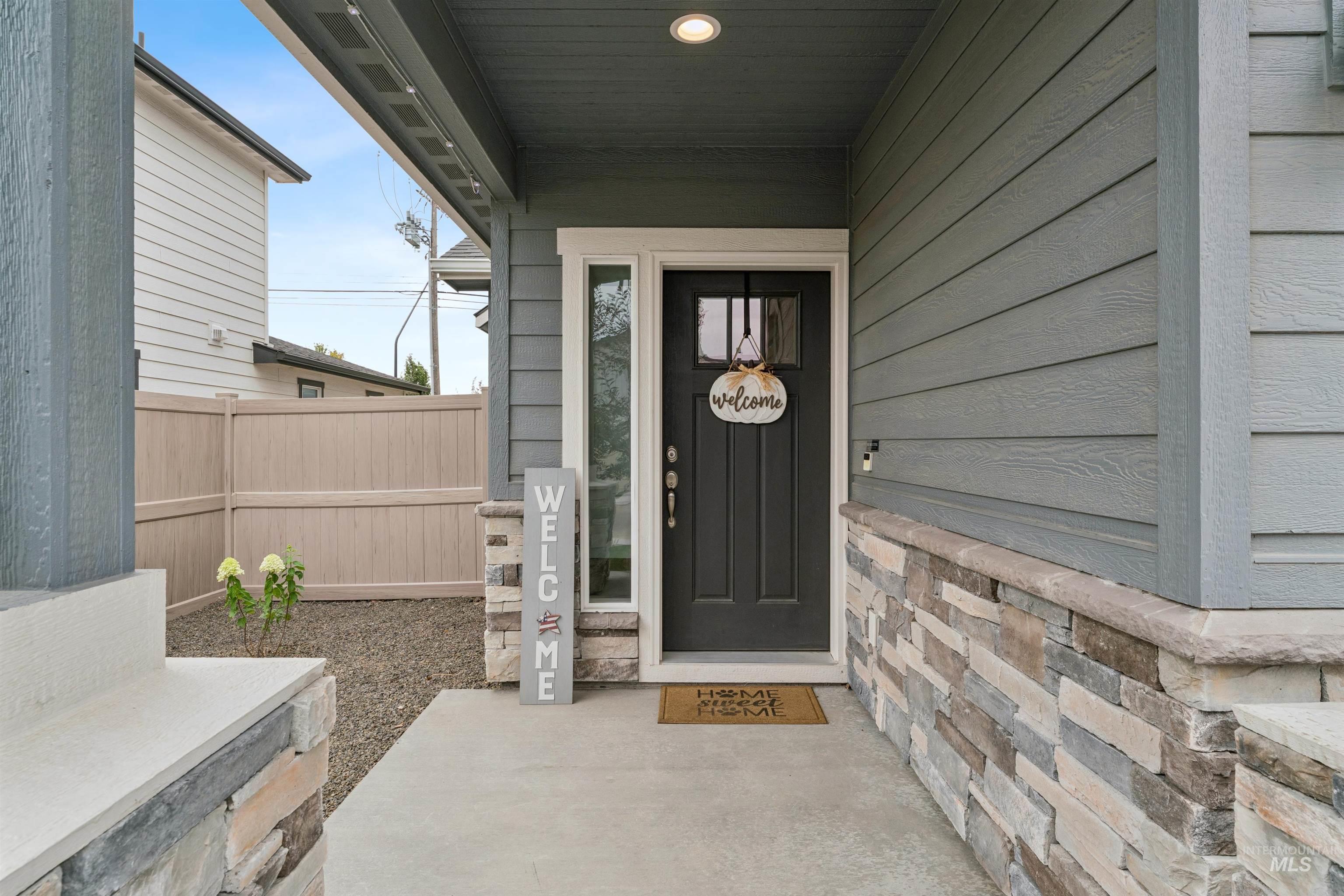 1351 W Santiago St. Property Photo 5