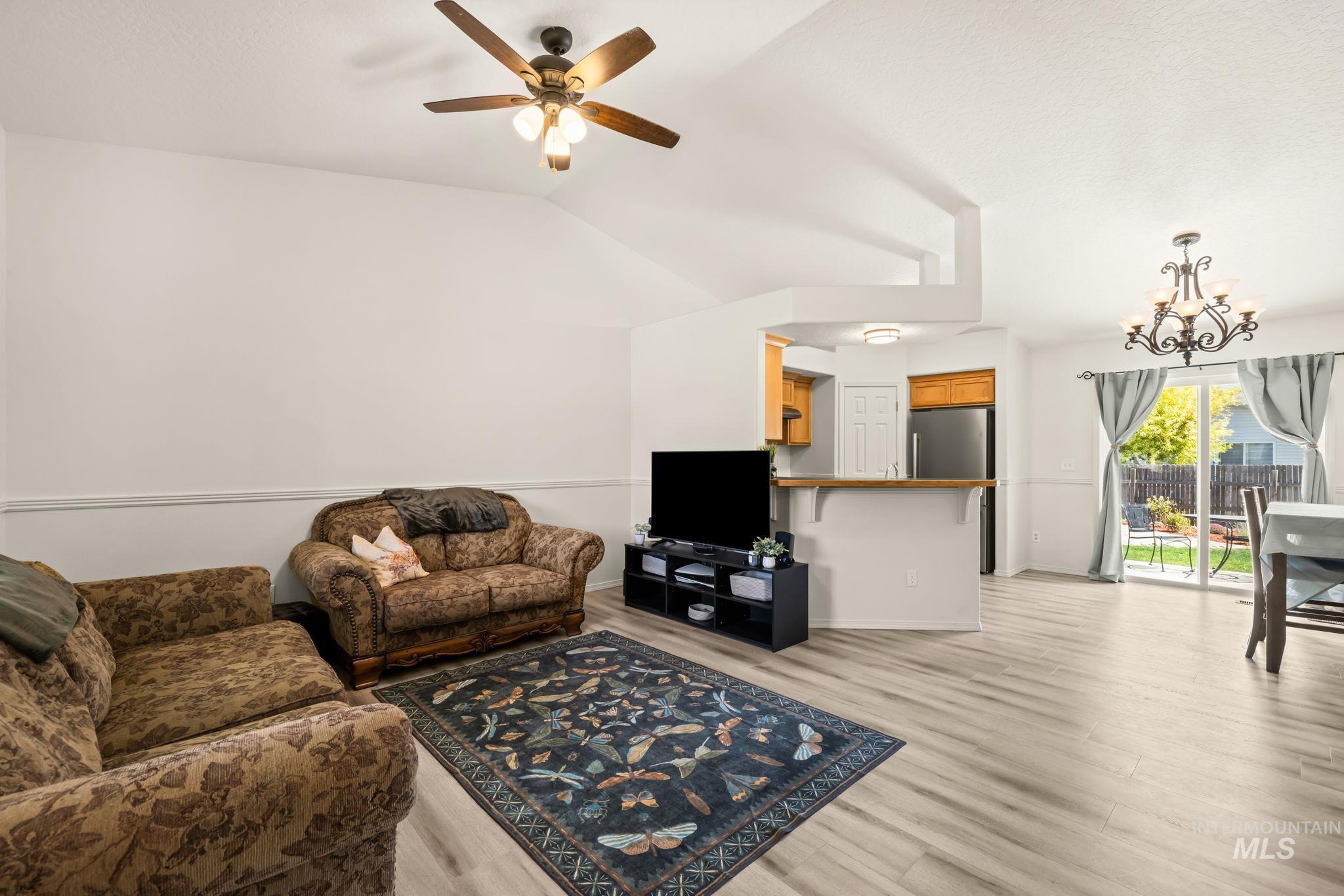 4805 Blue Grass Avenue Property Photo 3