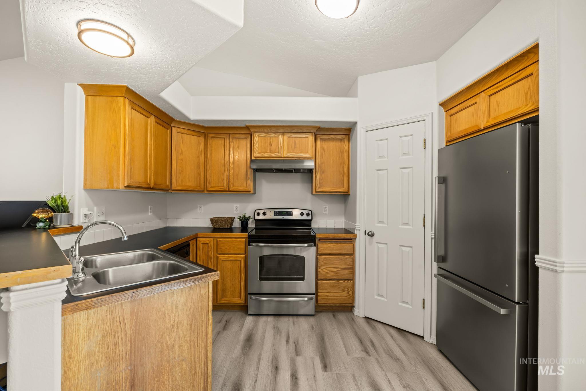 4805 Blue Grass Avenue Property Photo 11