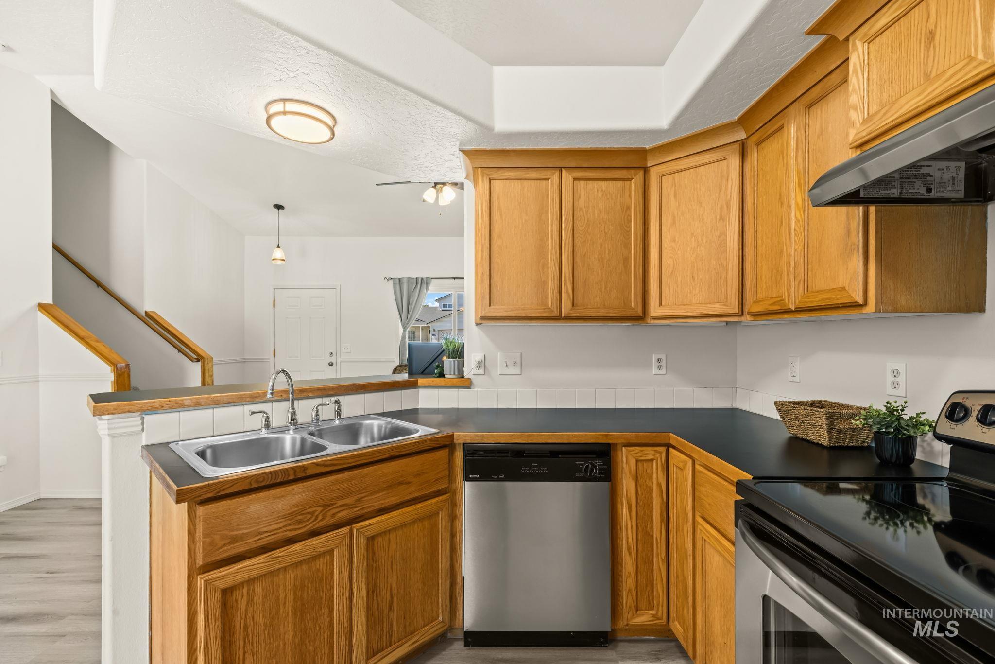 4805 Blue Grass Avenue Property Photo 13
