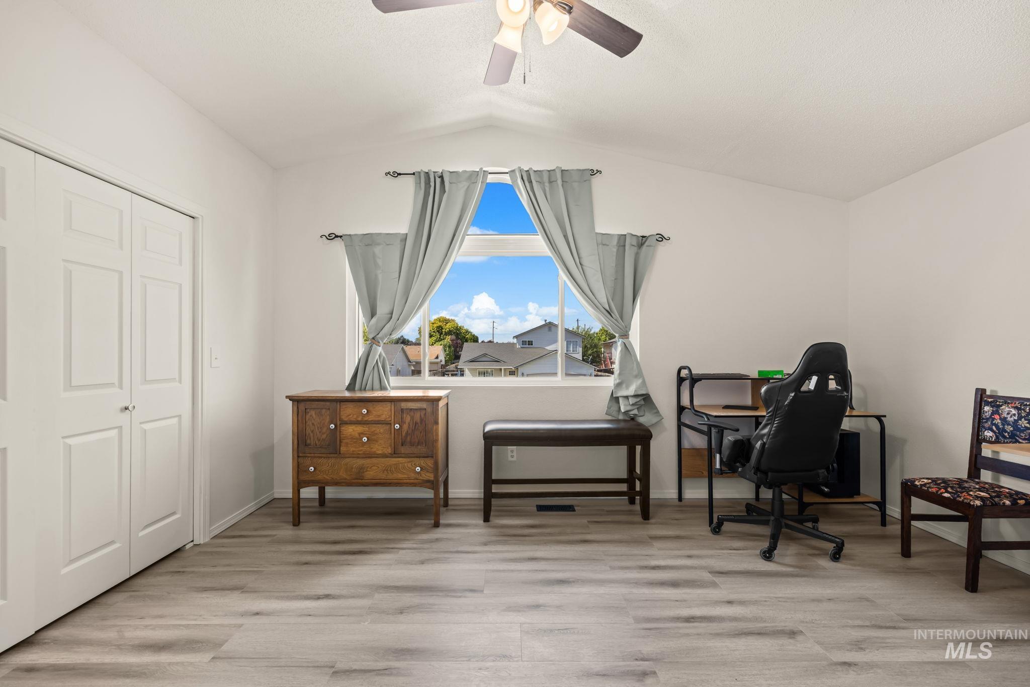4805 Blue Grass Avenue Property Photo 17