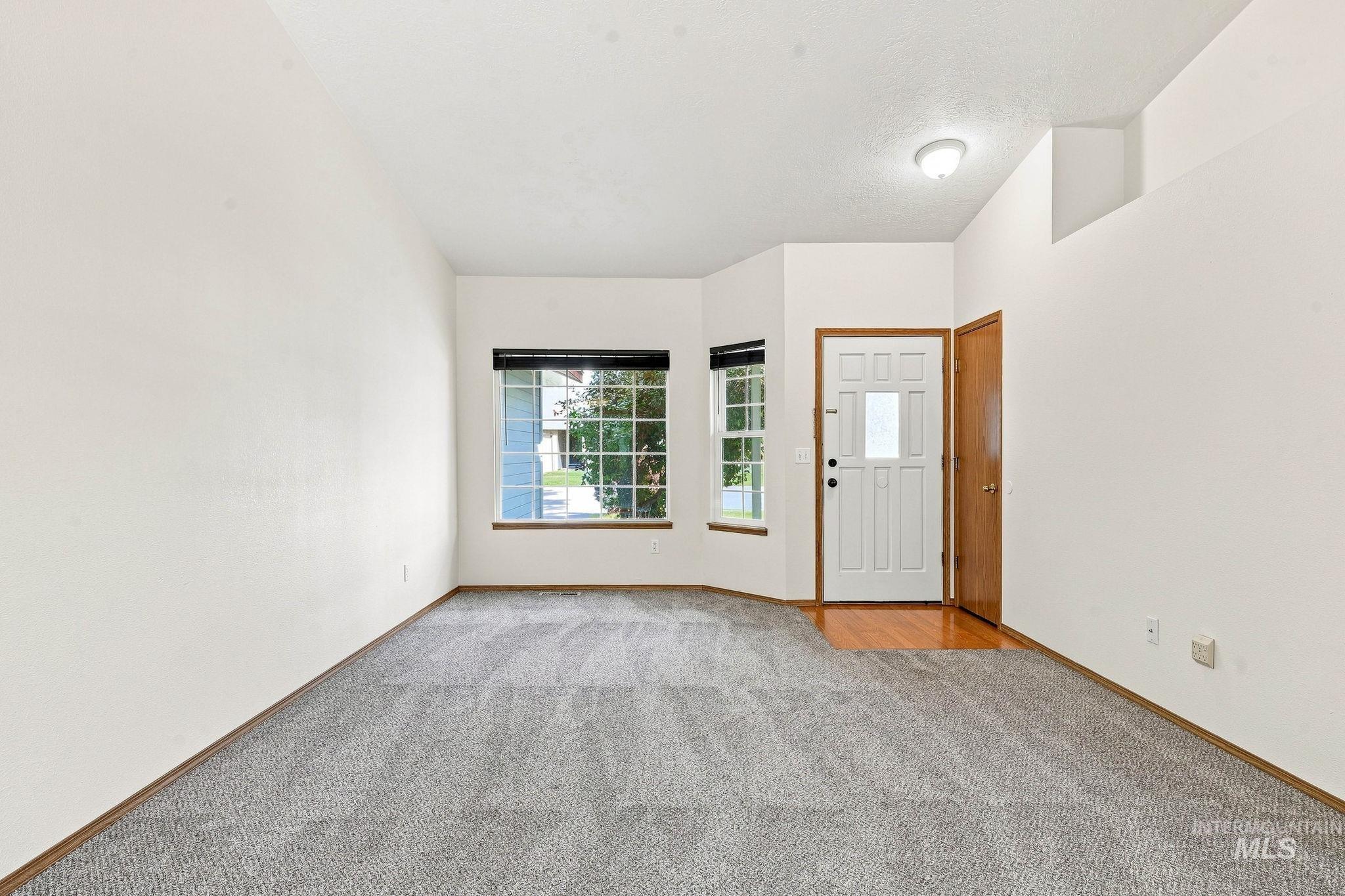 617 N Terrapin Ave Property Photo 3