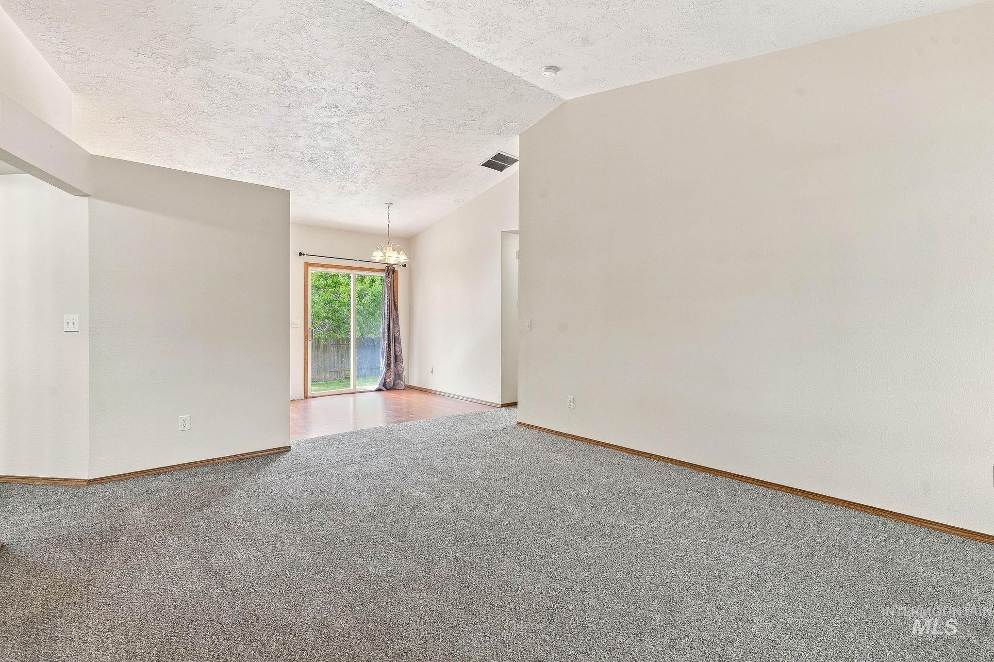 617 N Terrapin Ave Property Photo 5
