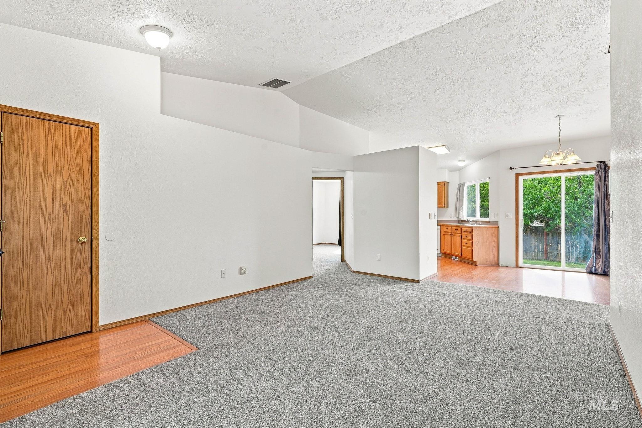 617 N Terrapin Ave Property Photo 7