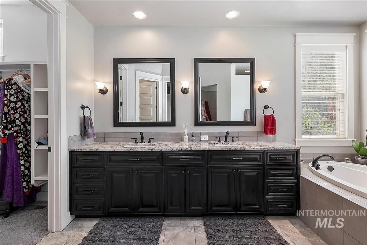 2916 W Tubac Dr Property Photo 35