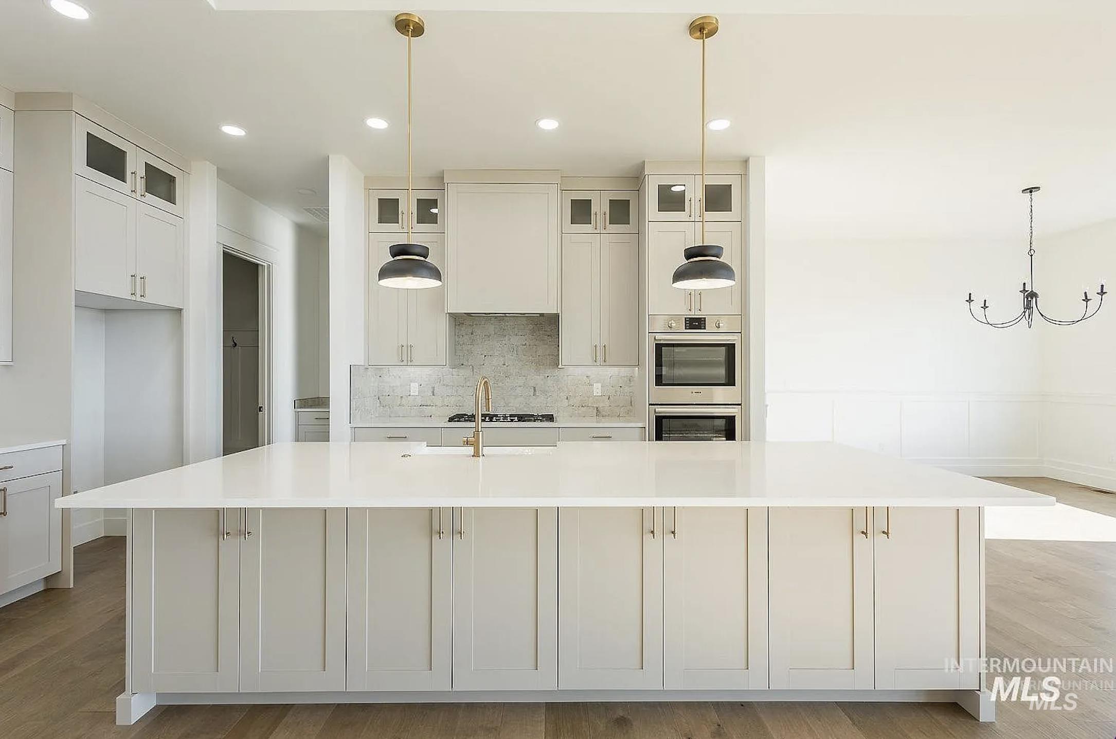 7283 E Red Kite St Property Photo 2