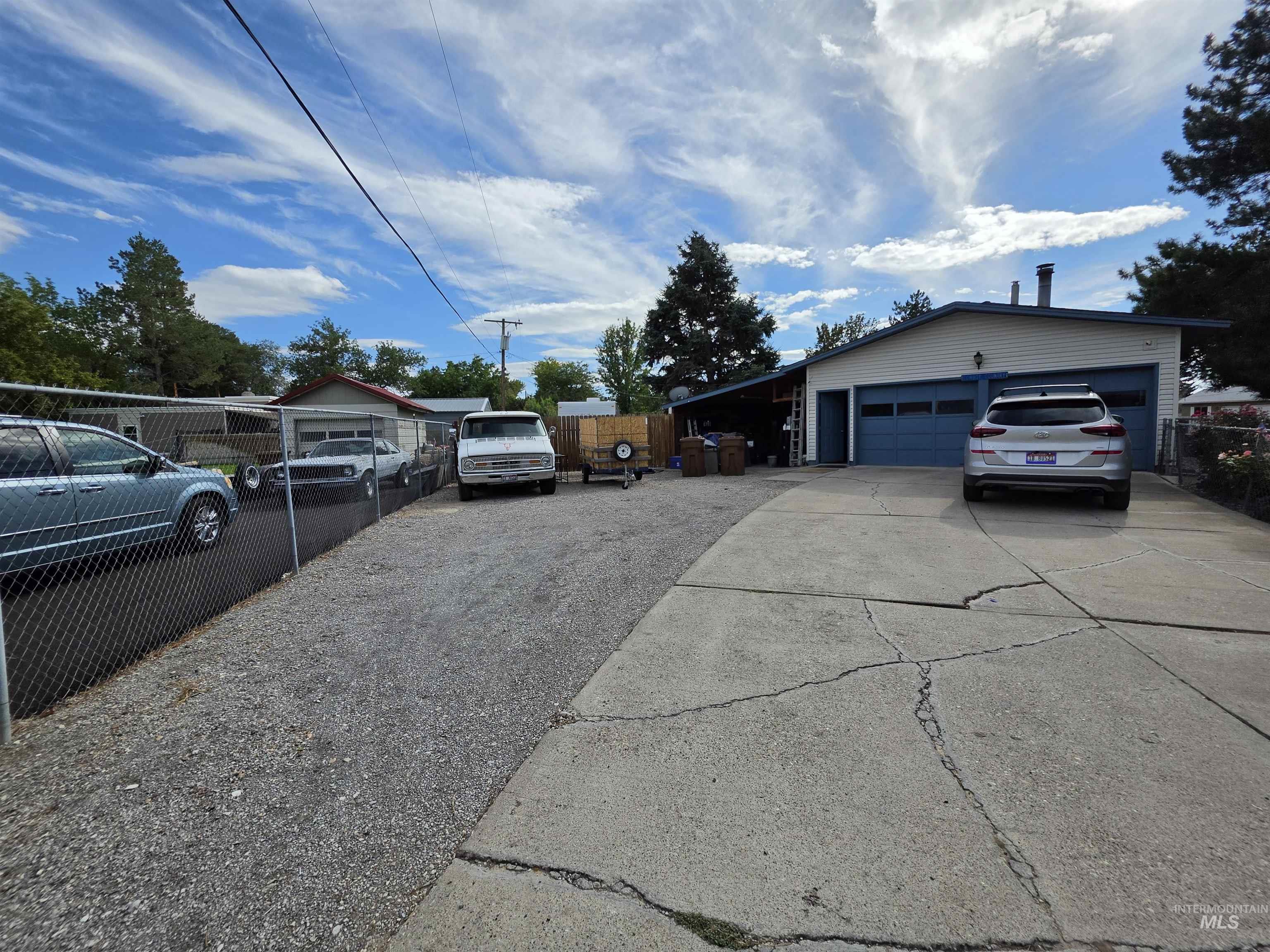 527 Boyd Street Property Photo 11