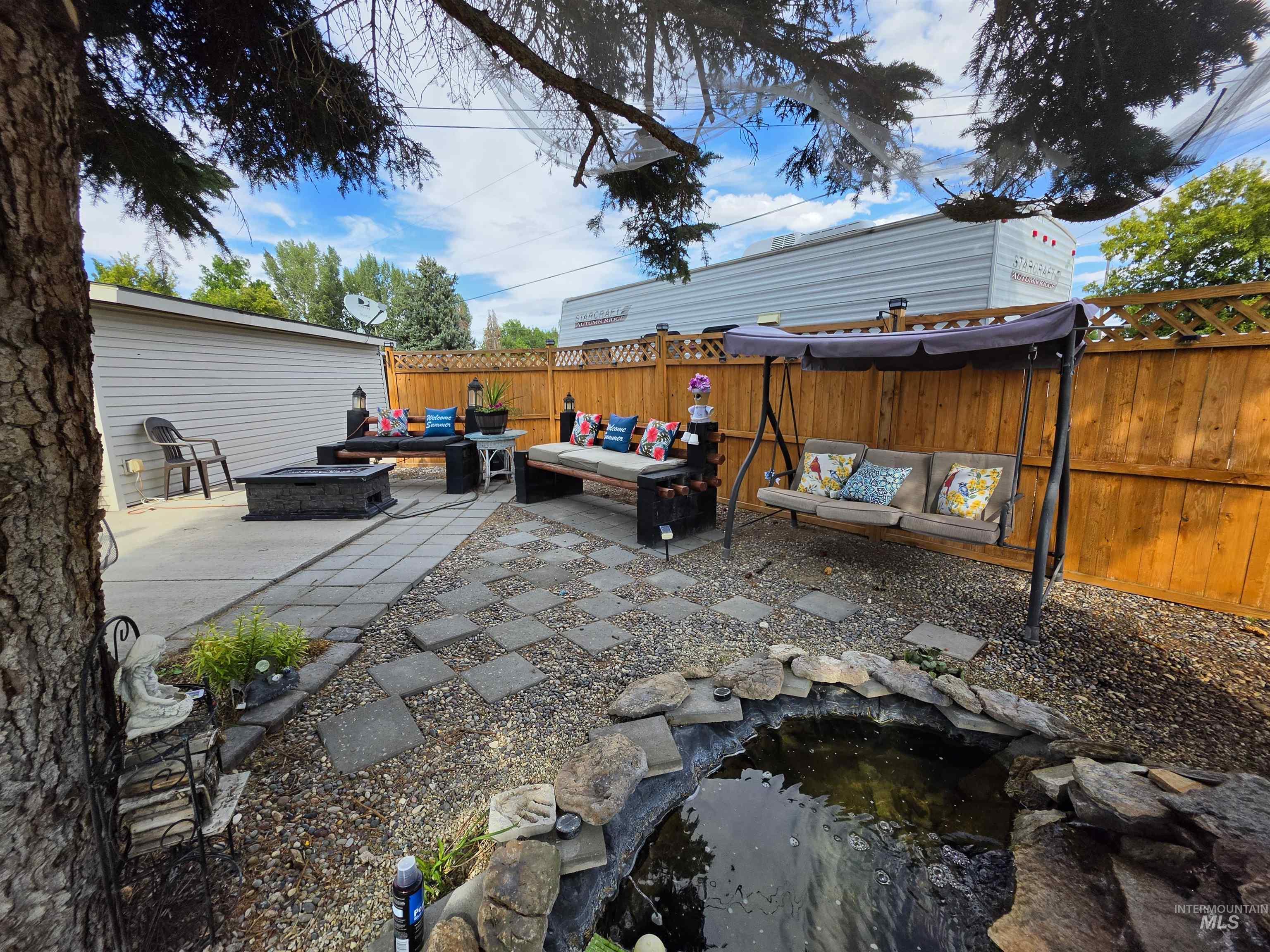 527 Boyd Street Property Photo 13
