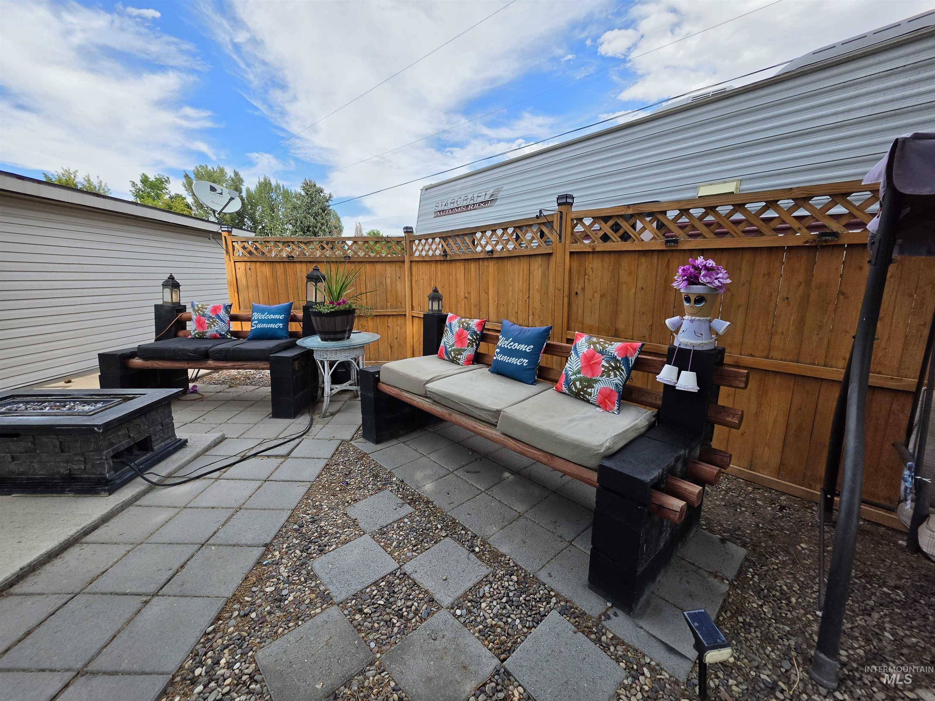 527 Boyd Street Property Photo 16