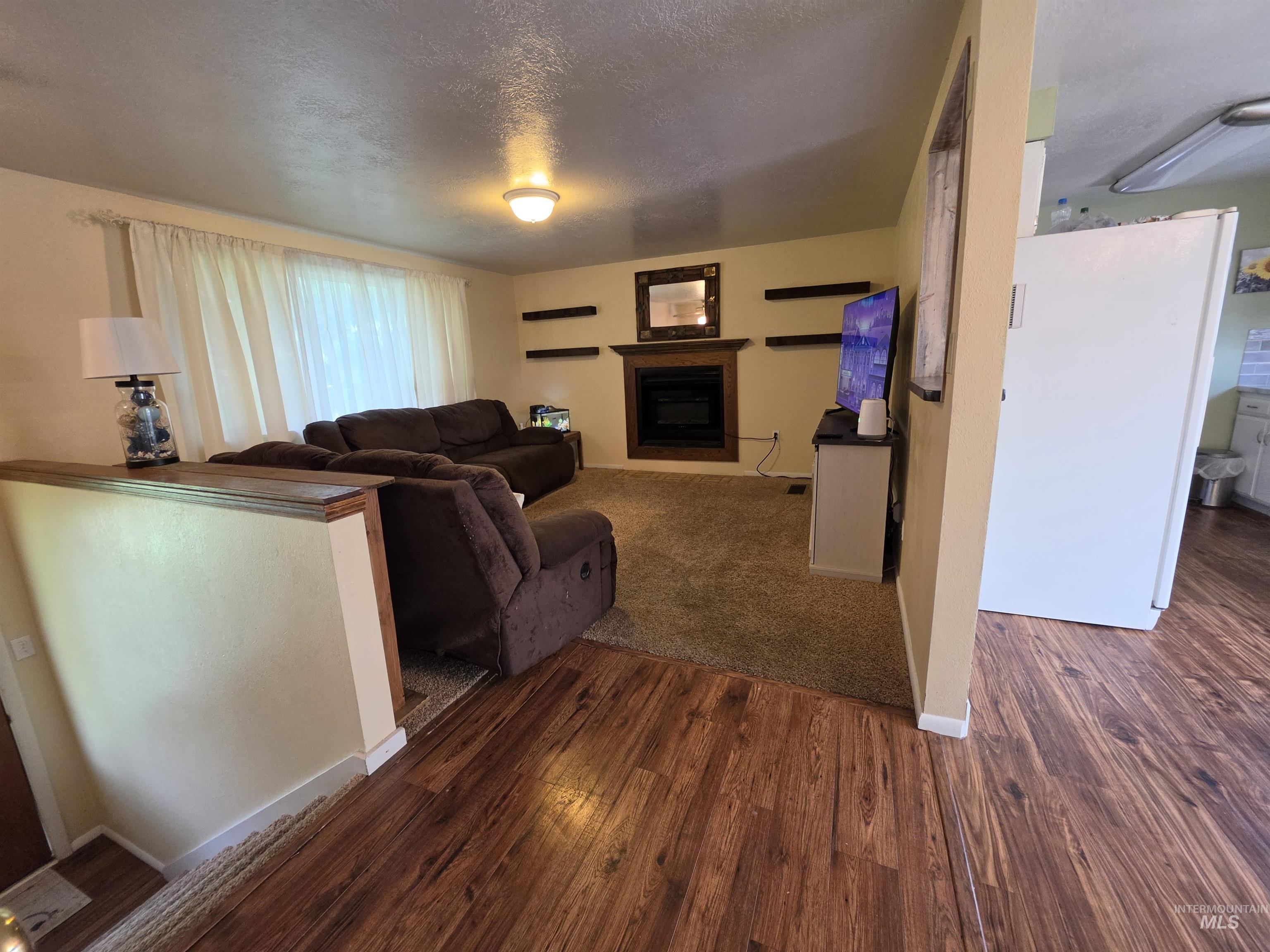 527 Boyd Street Property Photo 18