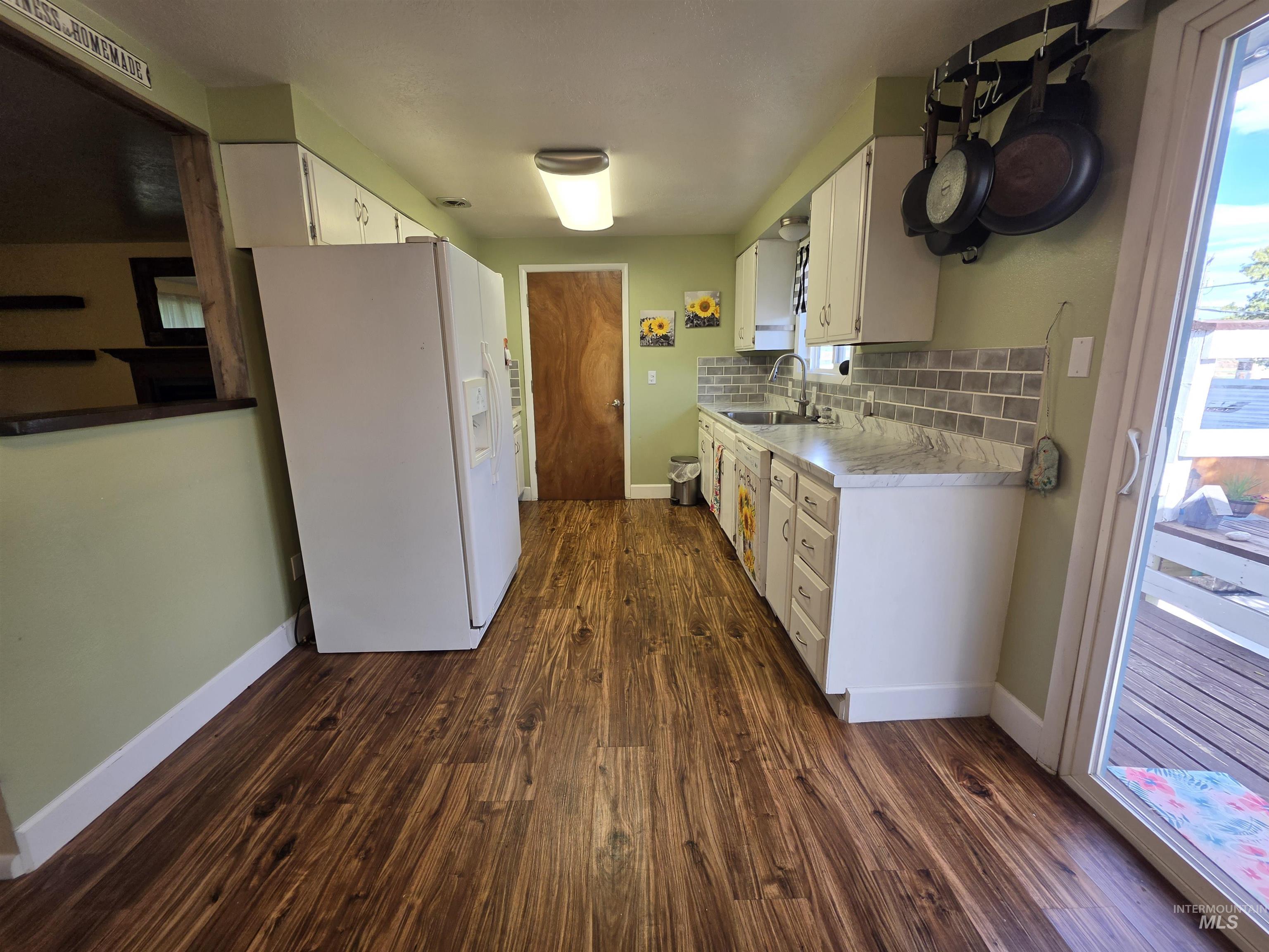 527 Boyd Street Property Photo 22