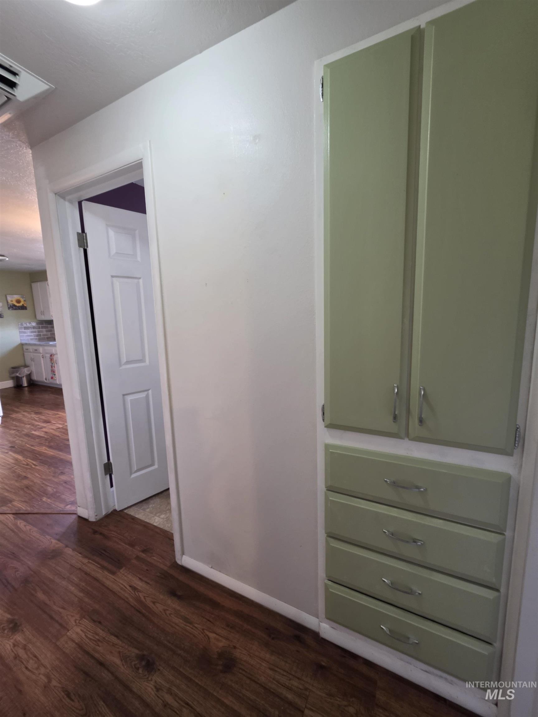 527 Boyd Street Property Photo 28