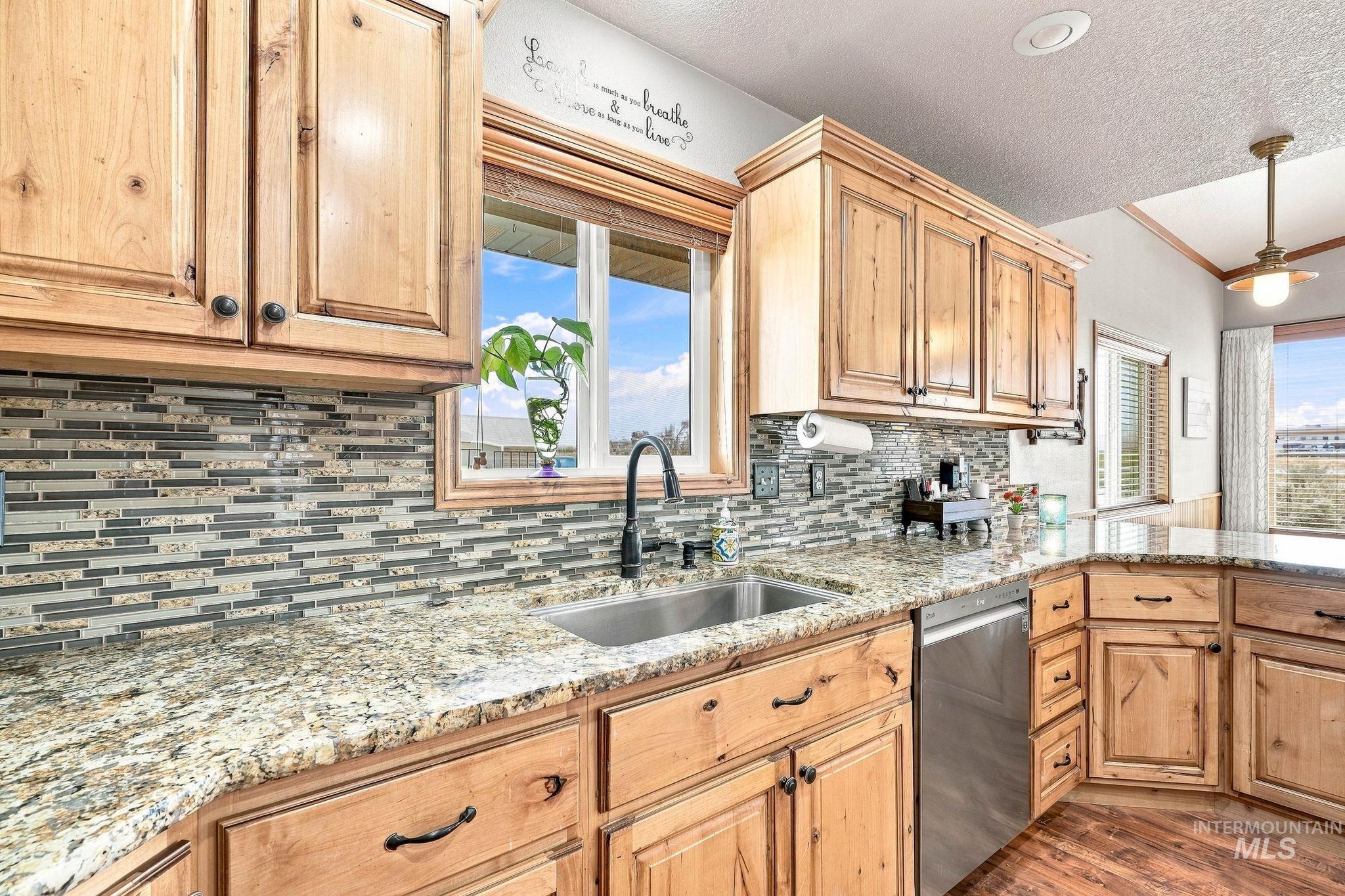 18840 Midland Blvd Property Photo 21
