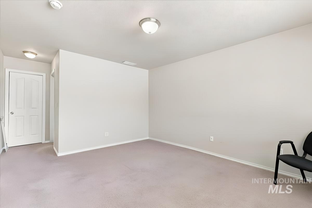 1212 W Eagle Ave Property Photo 14