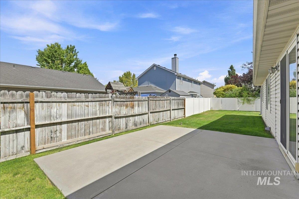 1212 W Eagle Ave Property Photo 20