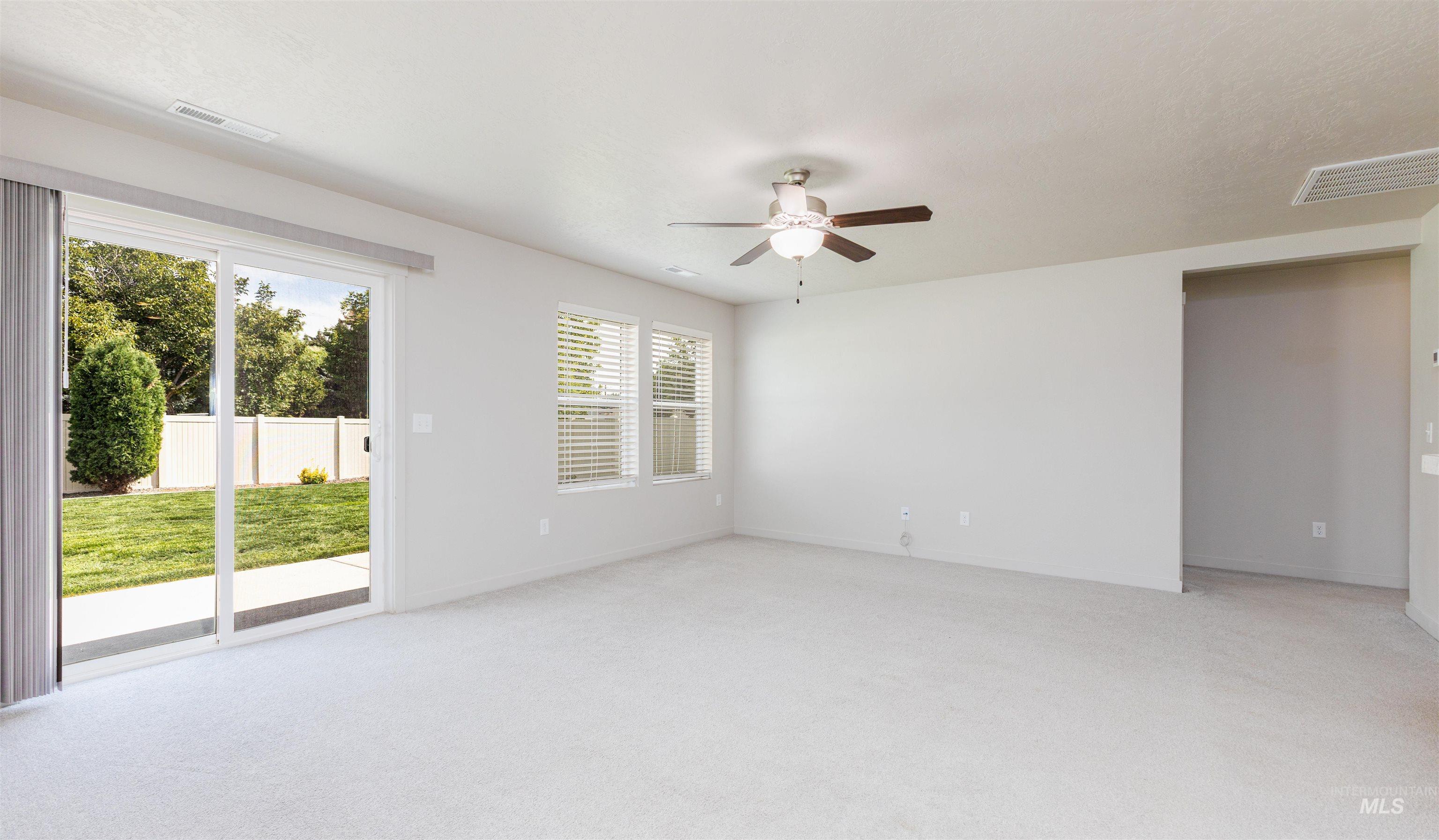 15090 N Bonelli Ave Property Photo 6