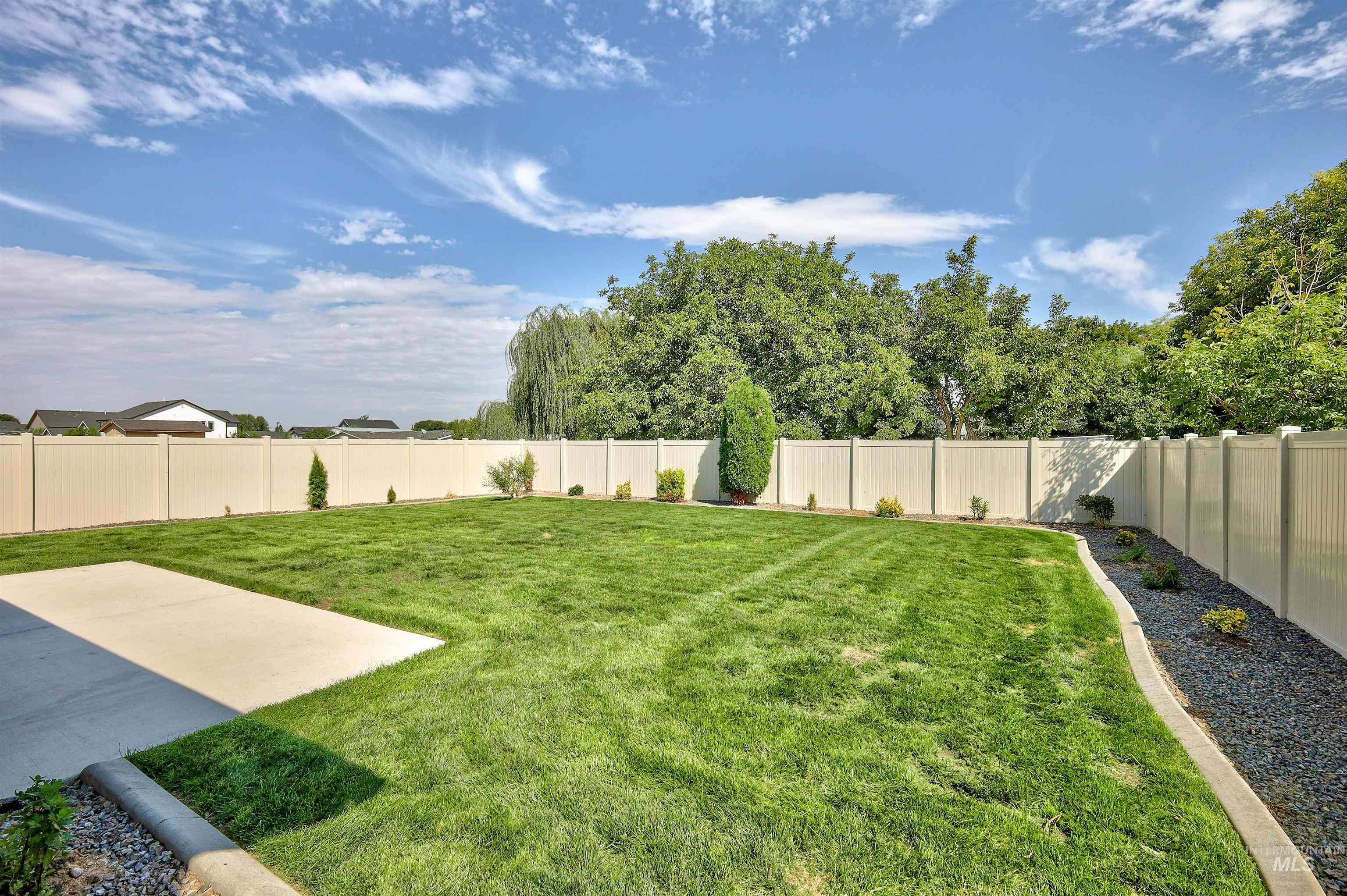 15090 N Bonelli Ave Property Photo 23