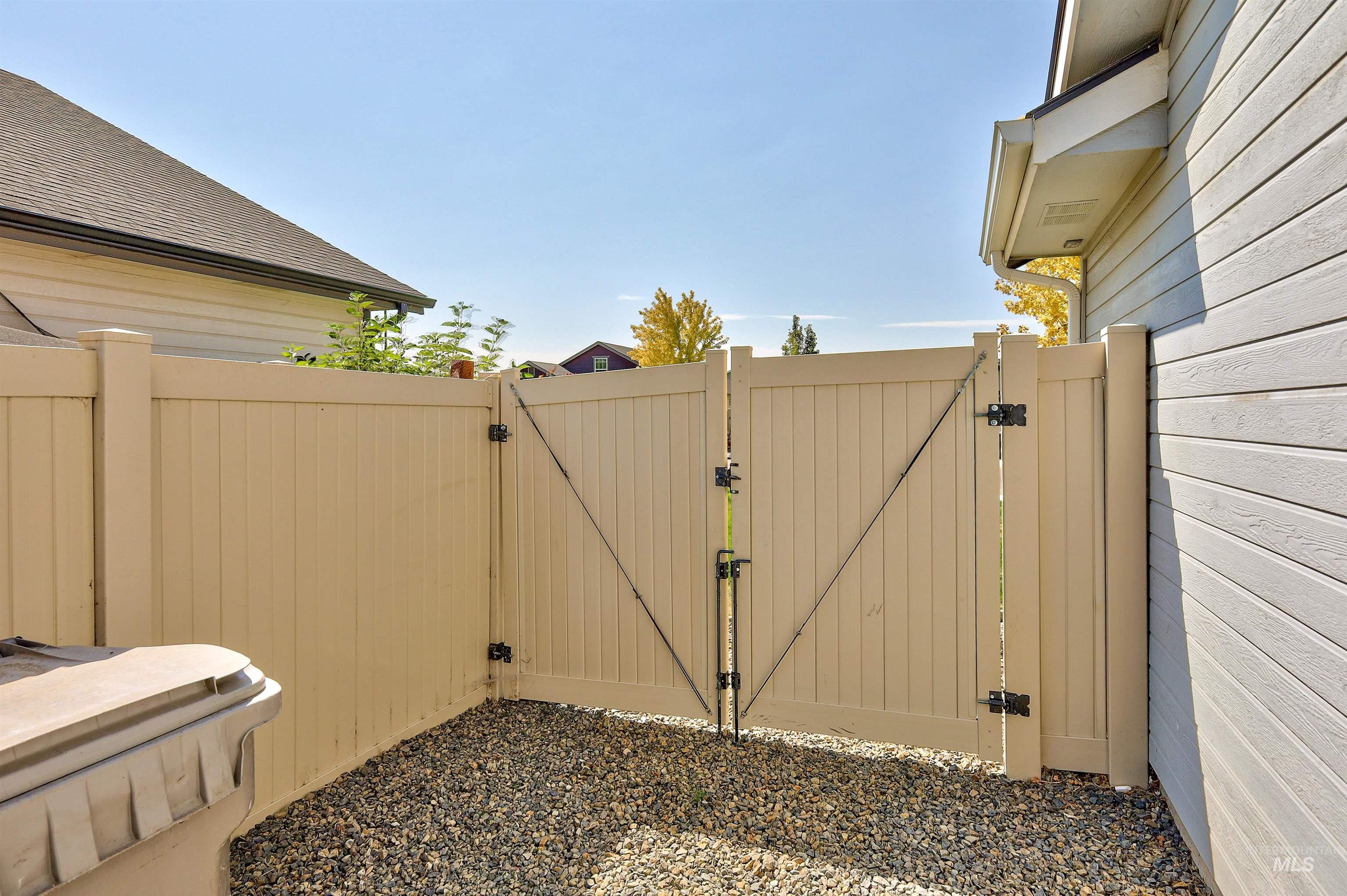 15090 N Bonelli Ave Property Photo 24