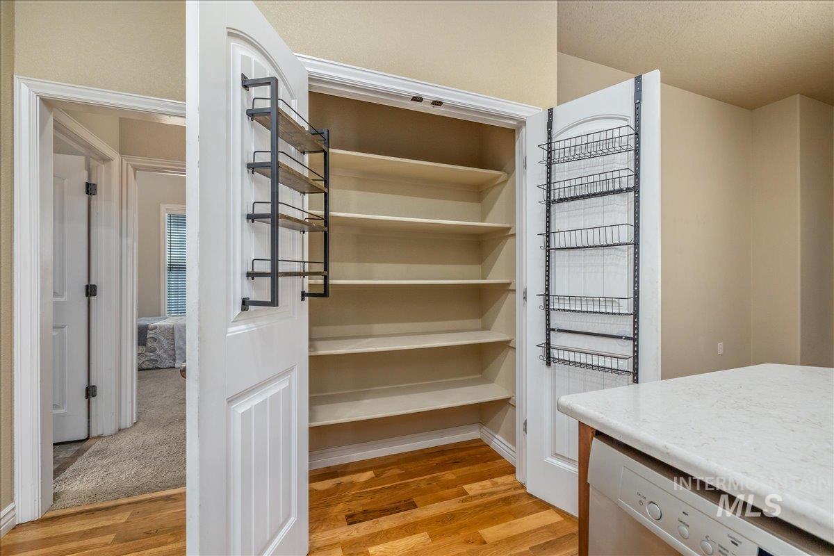 7623 N Sunglow Ave Property Photo 18