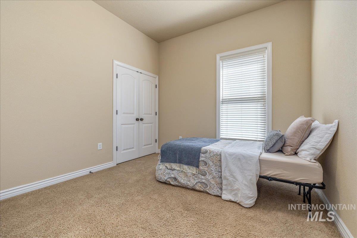 7623 N Sunglow Ave Property Photo 34