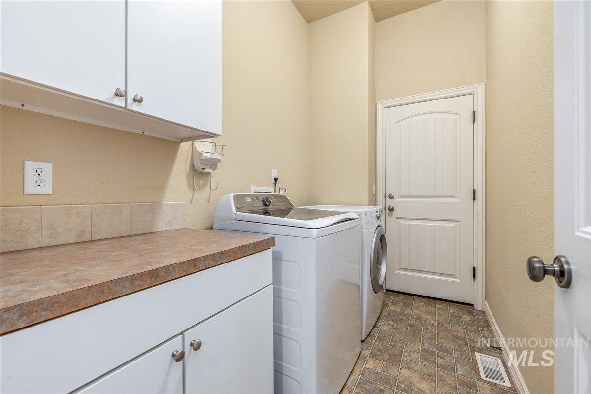 7623 N Sunglow Ave Property Photo 36