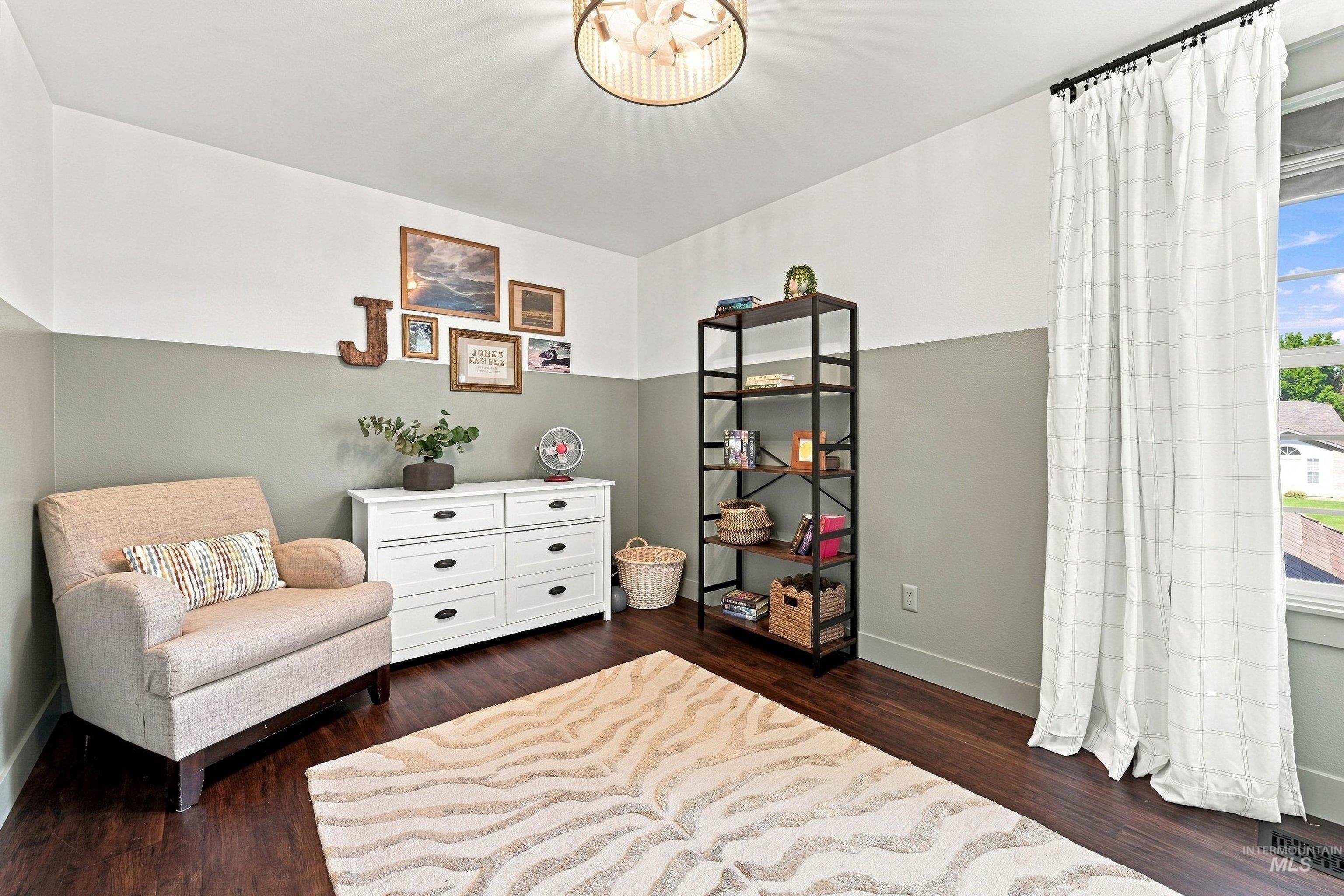 1465 E Hogan Street Property Photo 26