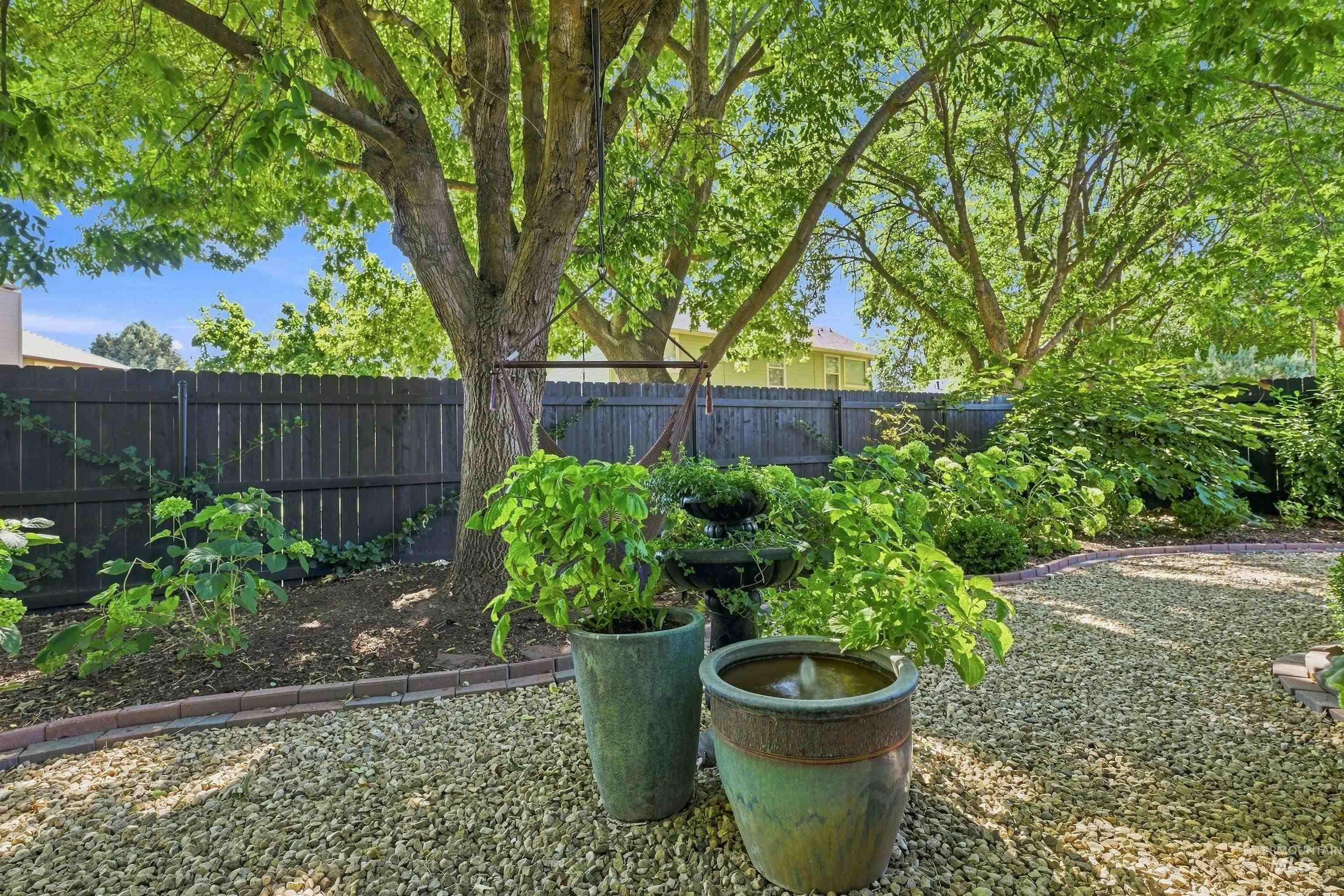 1465 E Hogan Street Property Photo 34