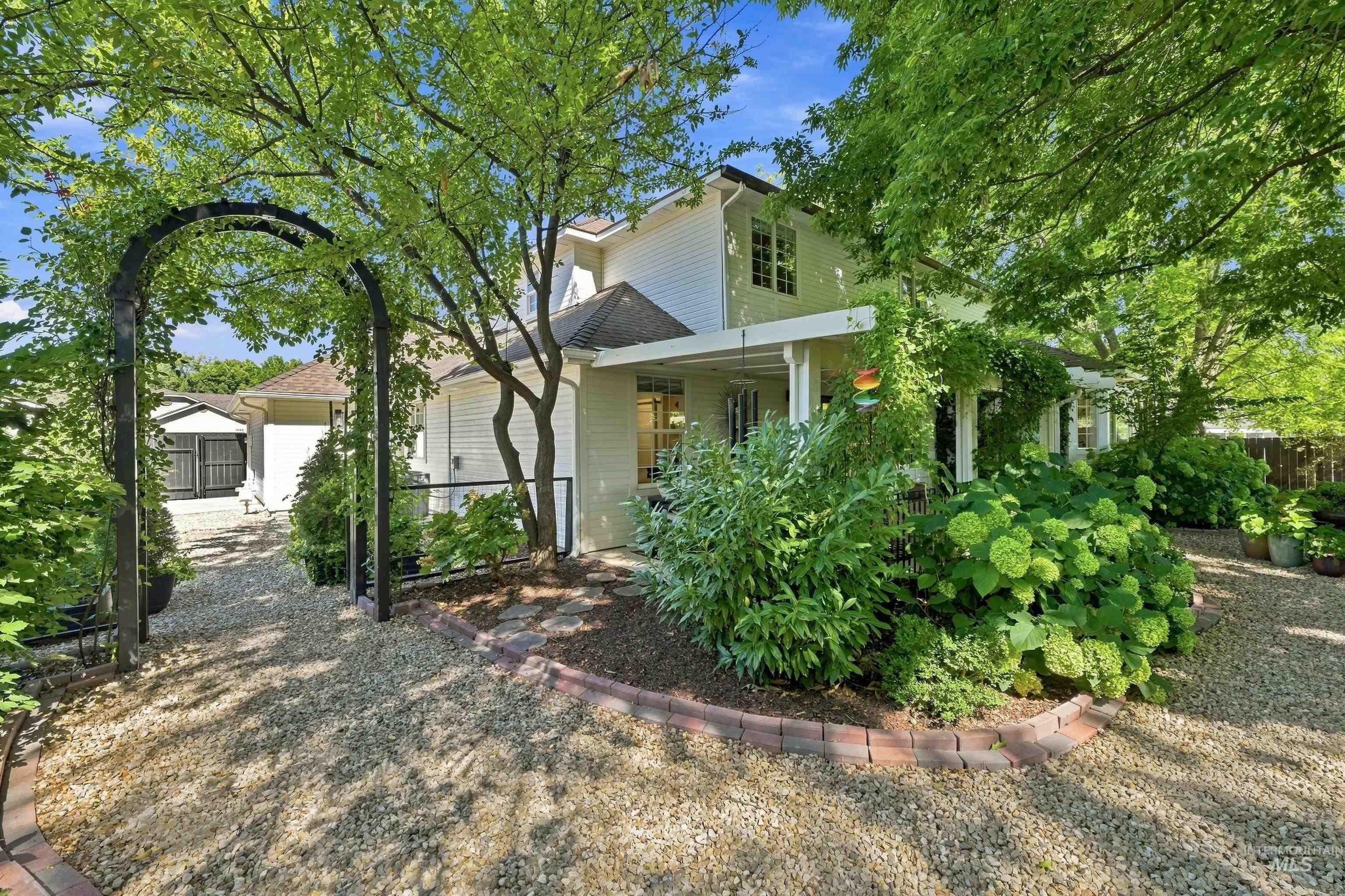 1465 E Hogan Street Property Photo 37