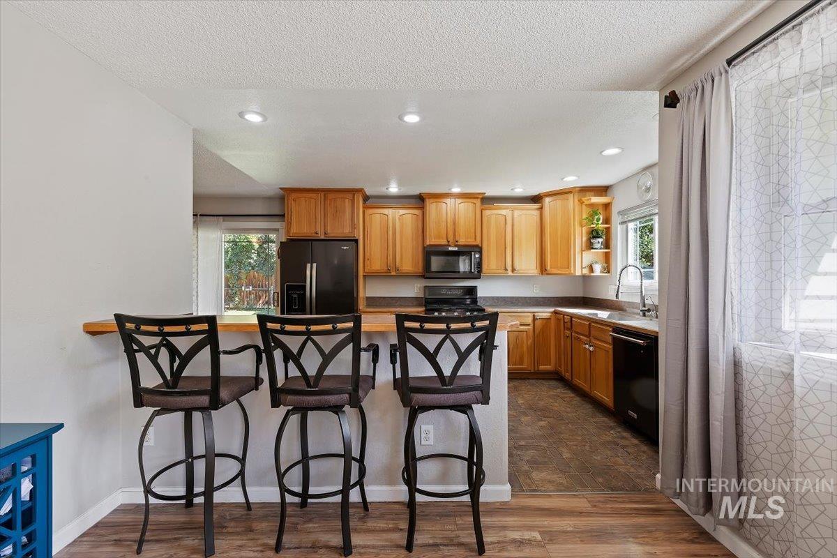 3916 S Genesee Dr. Property Photo 12
