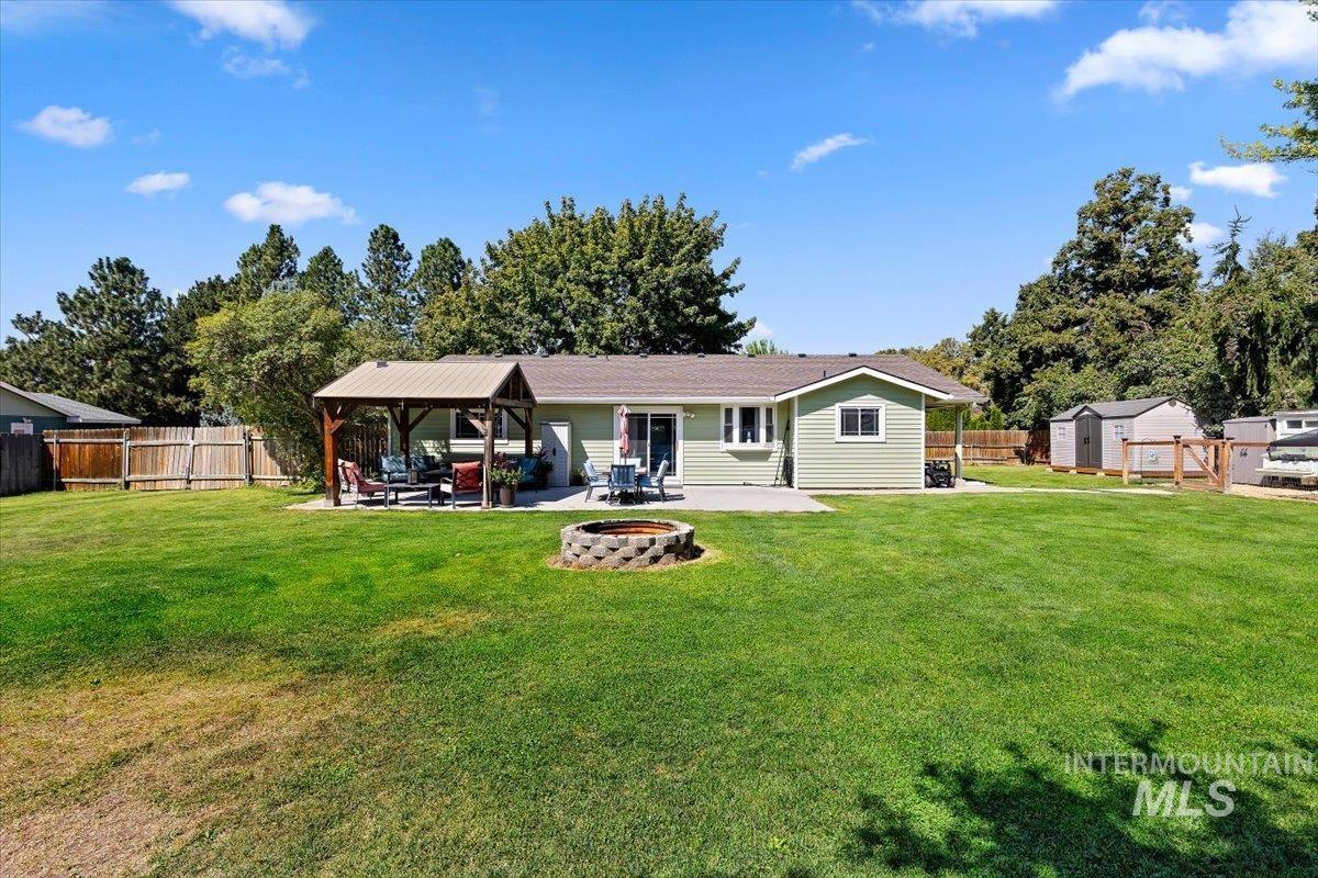 3916 S Genesee Dr. Property Photo 37