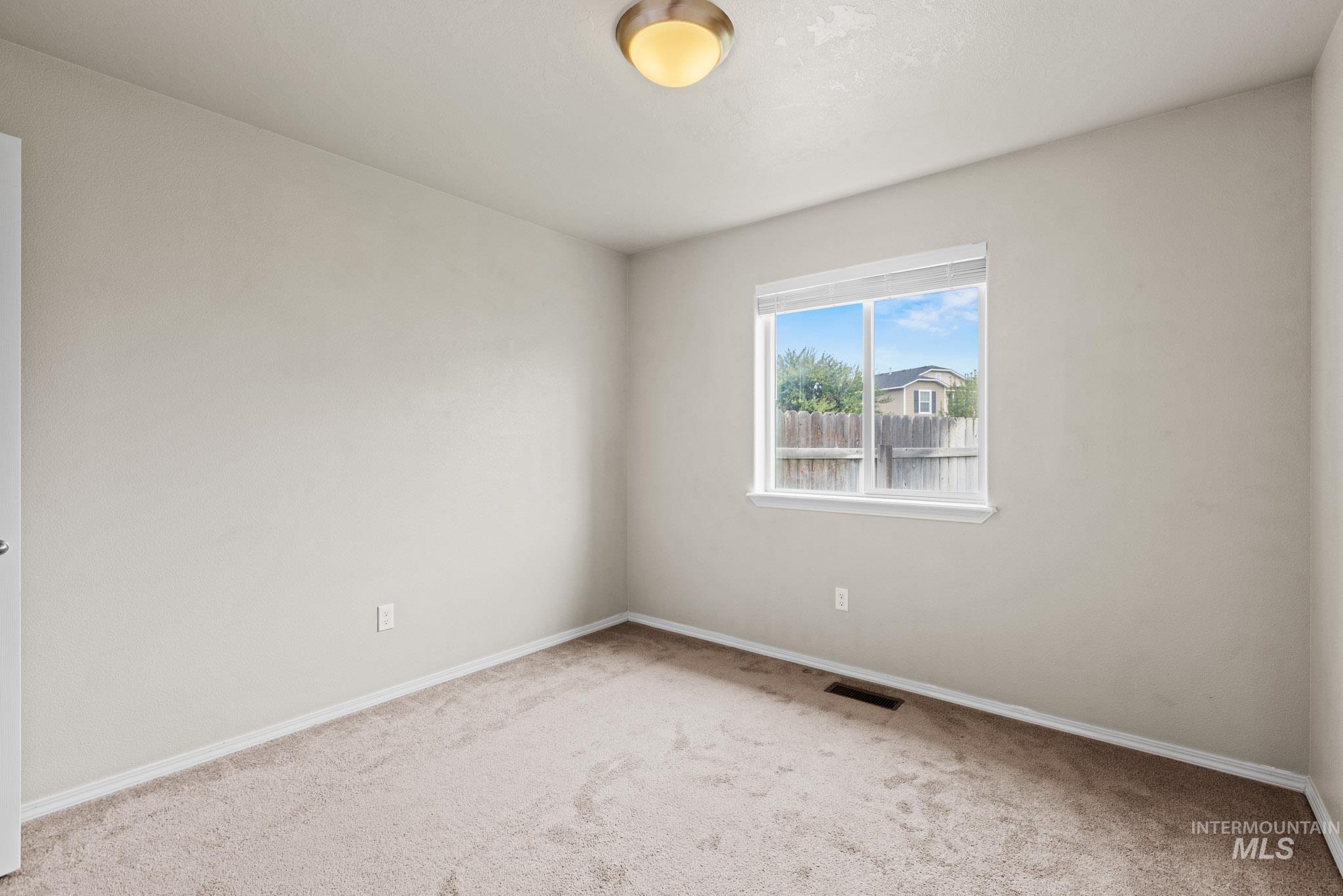 8332 W Snohomish Property Photo 23