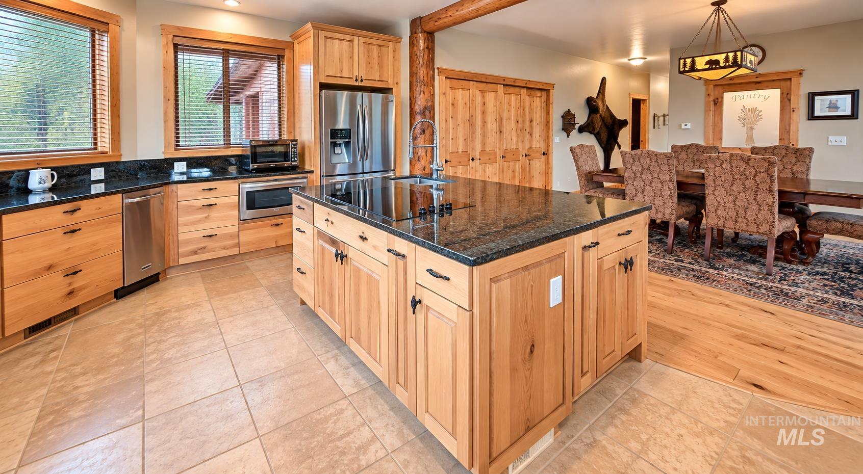 3618 Tamarack View Dr Property Photo 8