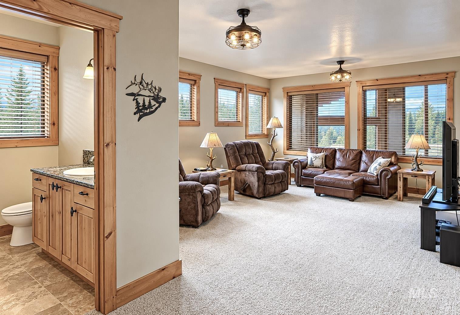 3618 Tamarack View Dr Property Photo 12