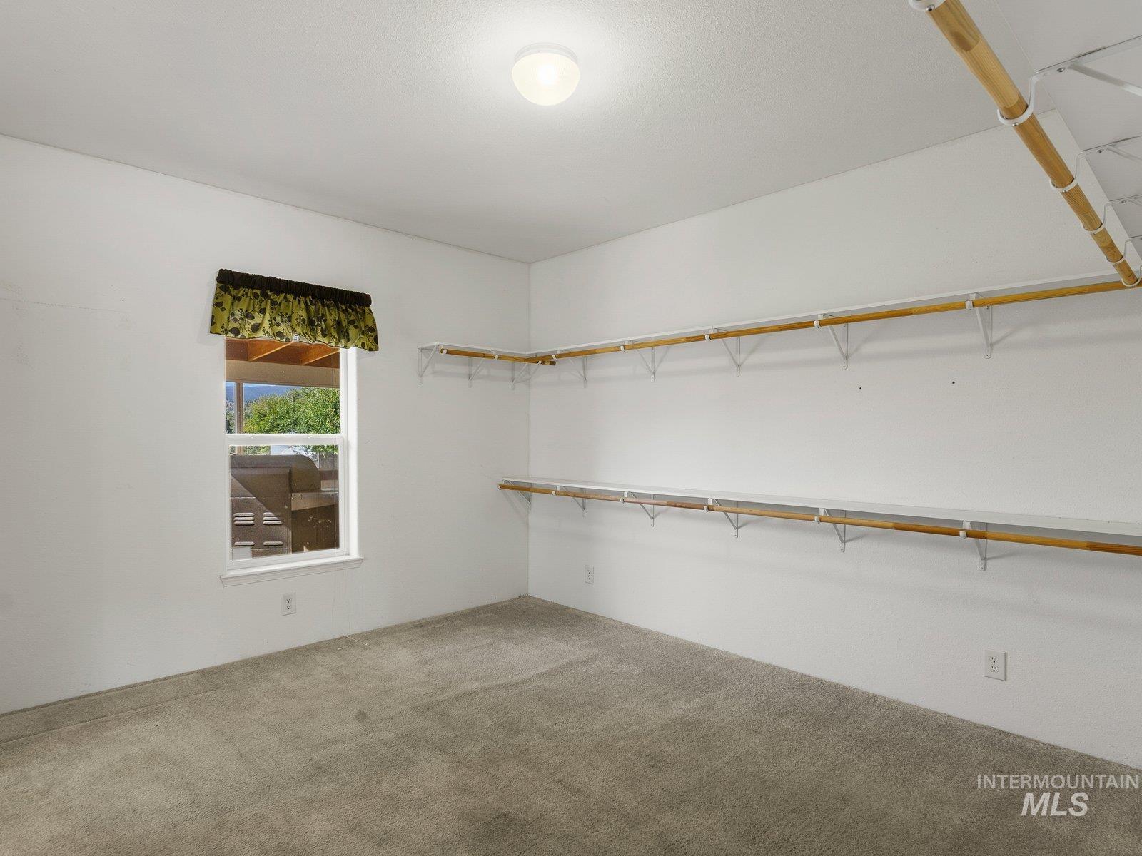 366 1st Ave. Property Photo 25