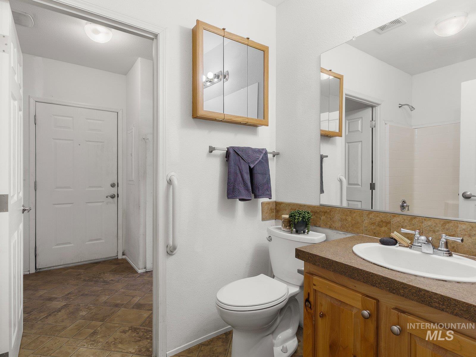 366 1st Ave. Property Photo 29